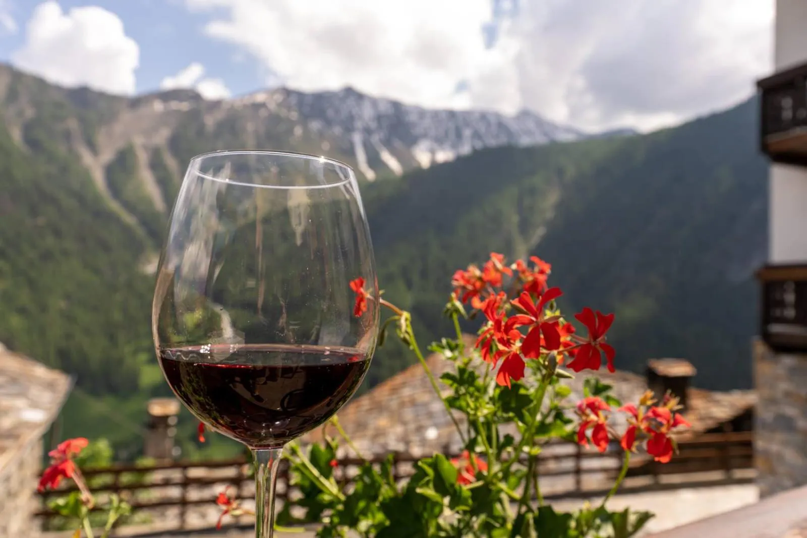 Mountain view in Hotel Des Alpes