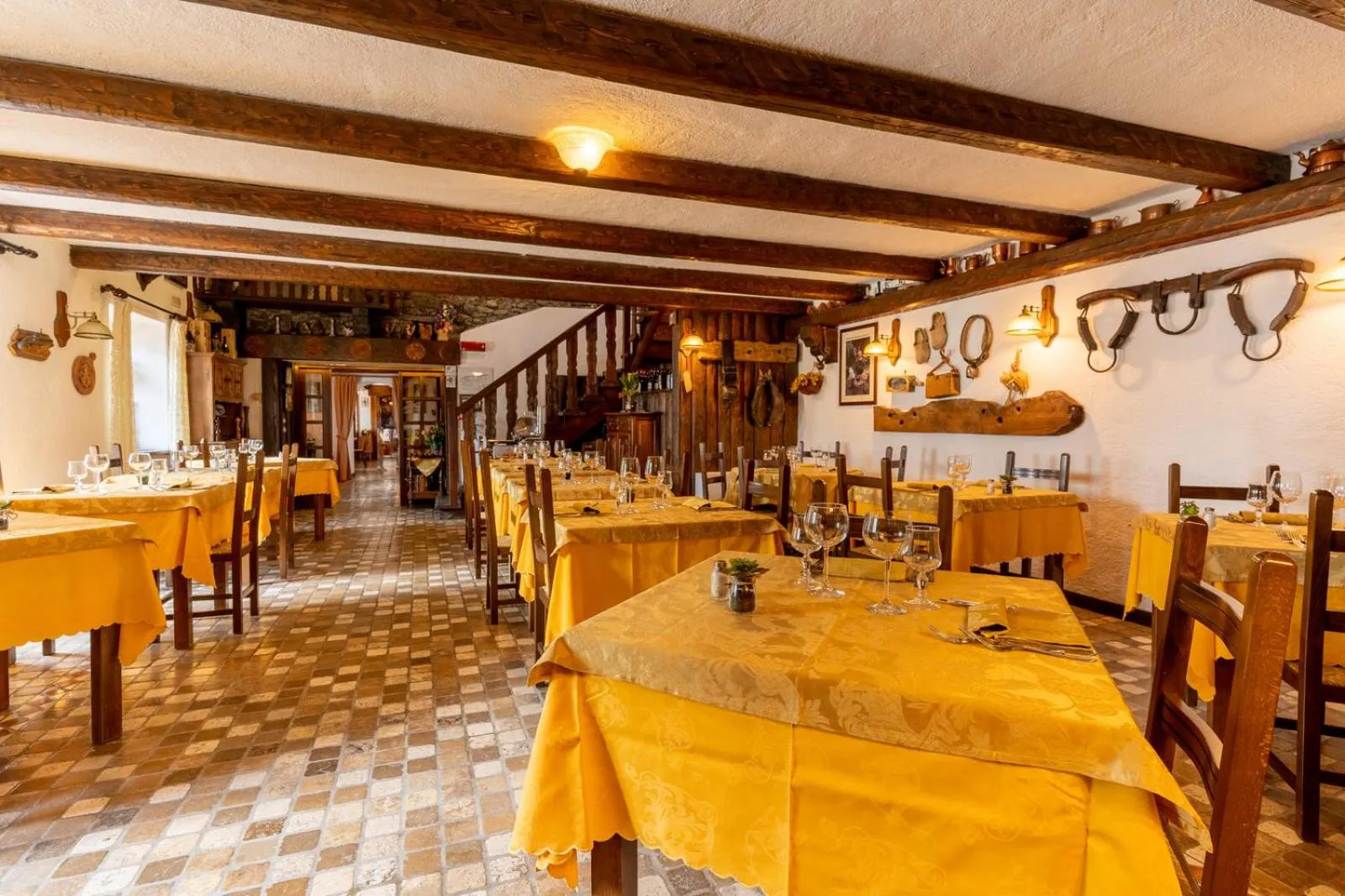 Restaurant/places to eat in Hotel Des Alpes