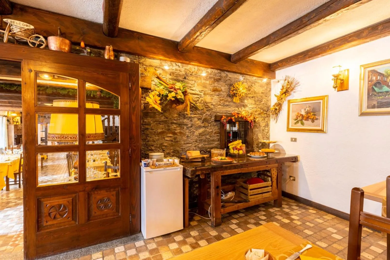 Restaurant/places to eat in Hotel Des Alpes