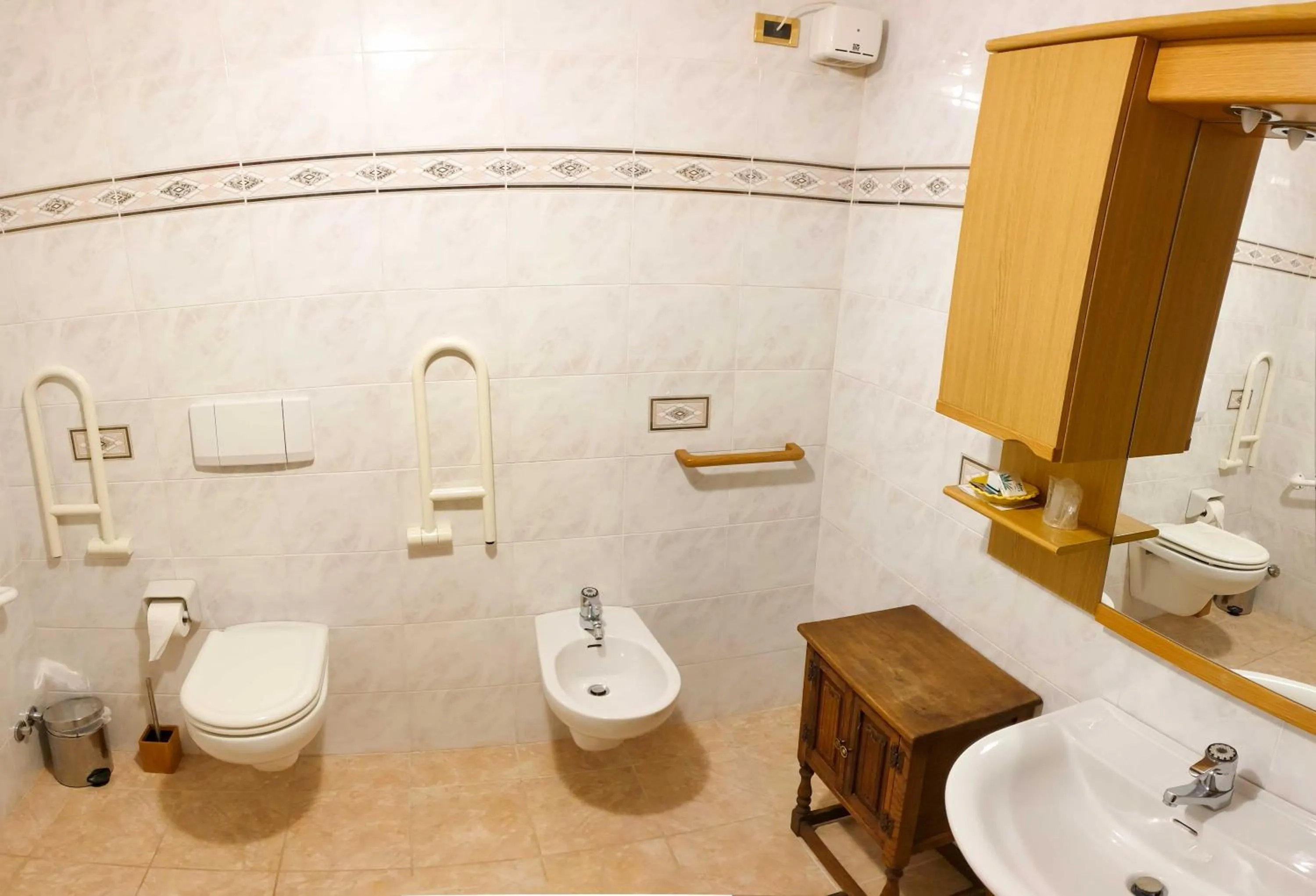 Bathroom in Hotel Des Alpes