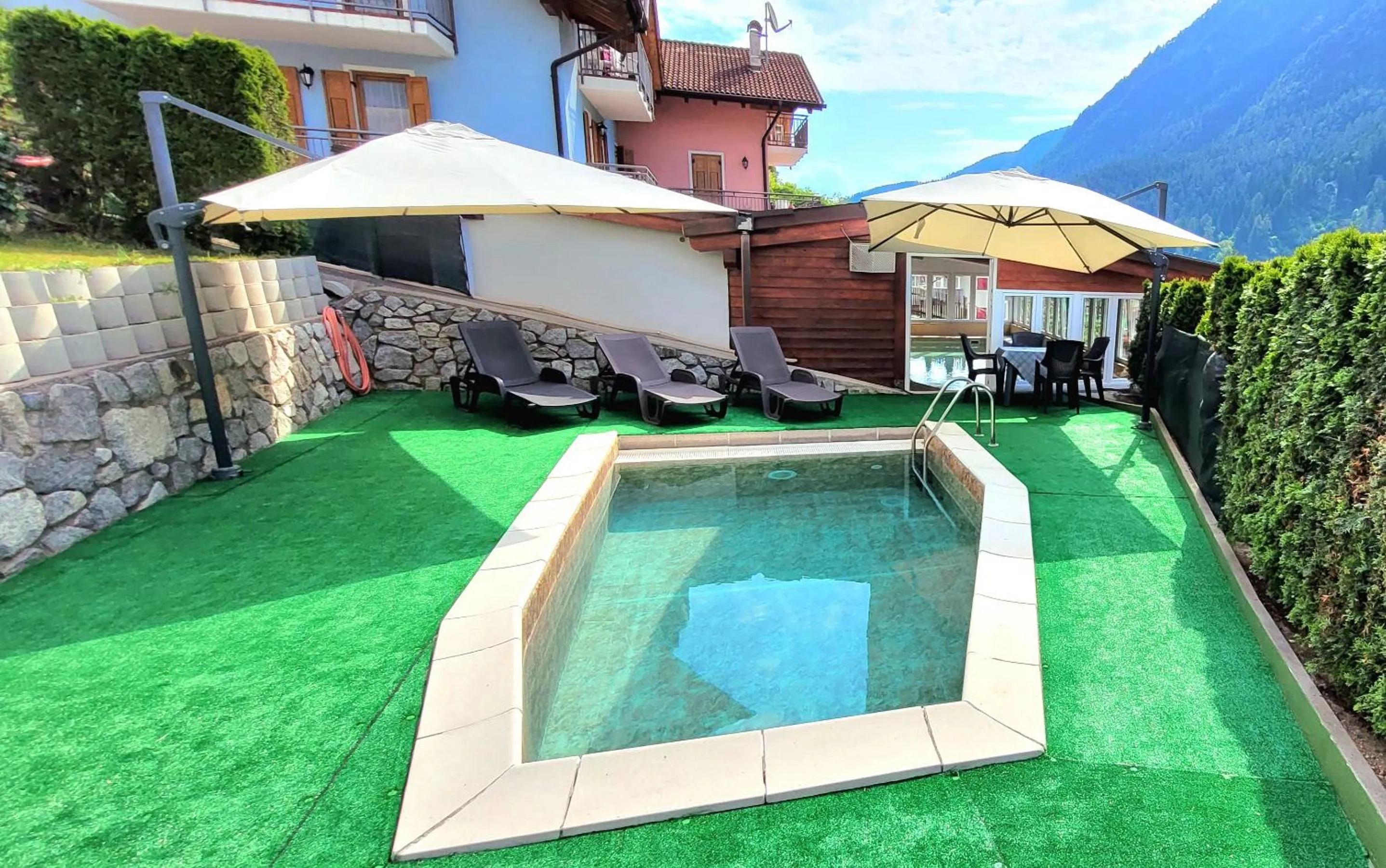 Swimming pool in Residence Al Pescatore