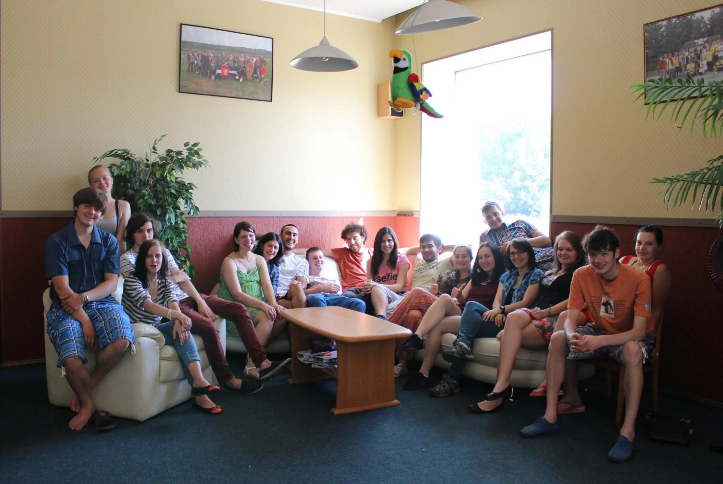 People in Hotel Erfolg