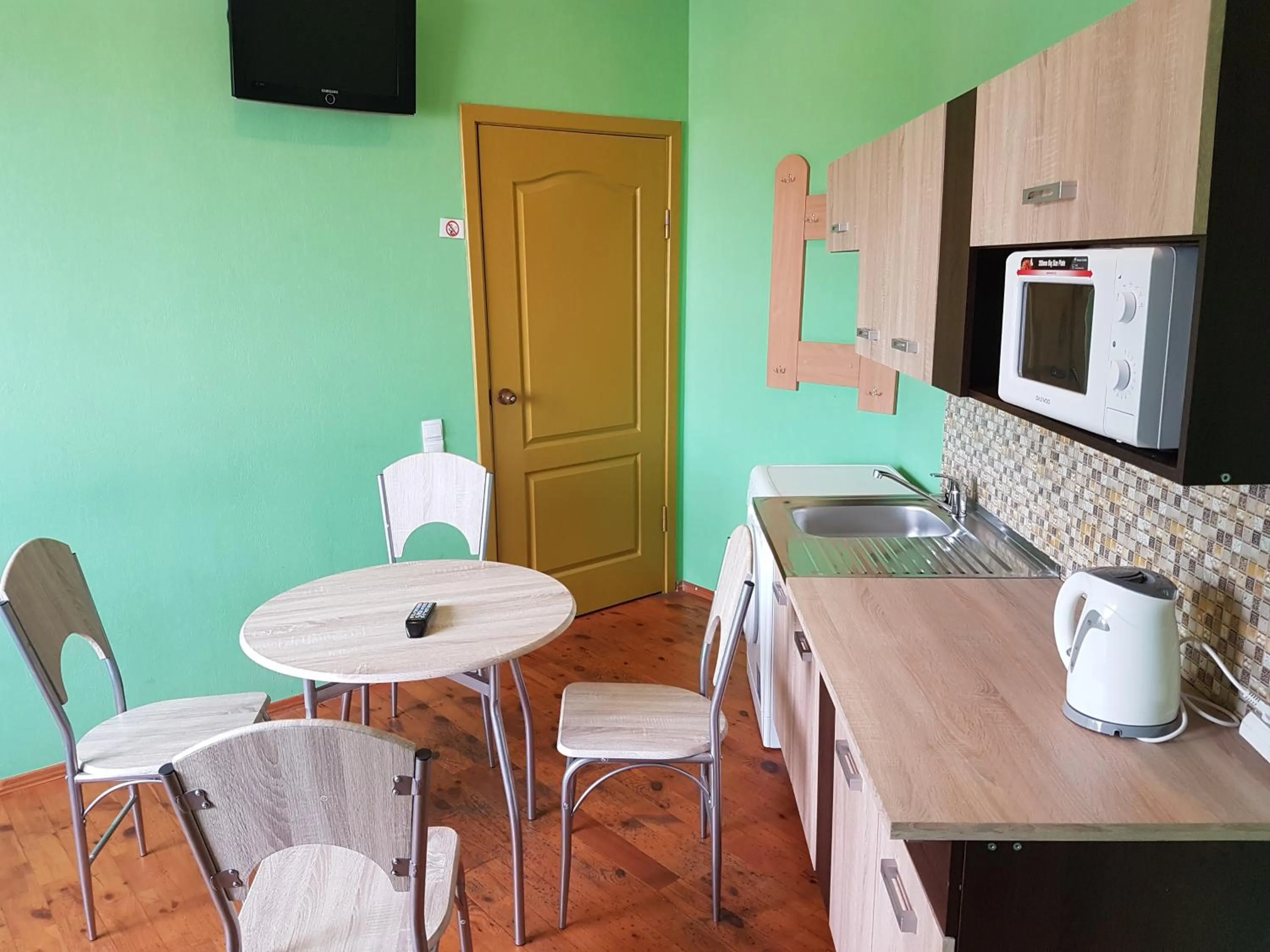 TV and multimedia in Hotel Erfolg