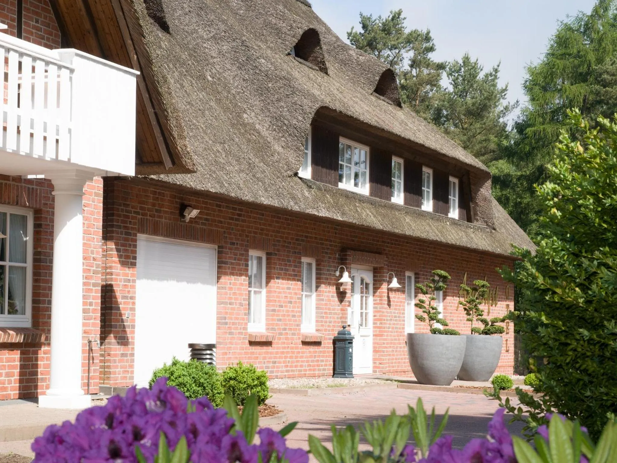 Facade/entrance in Amethyst Hotel Garni Lüneburg Inklusive Parkplatz