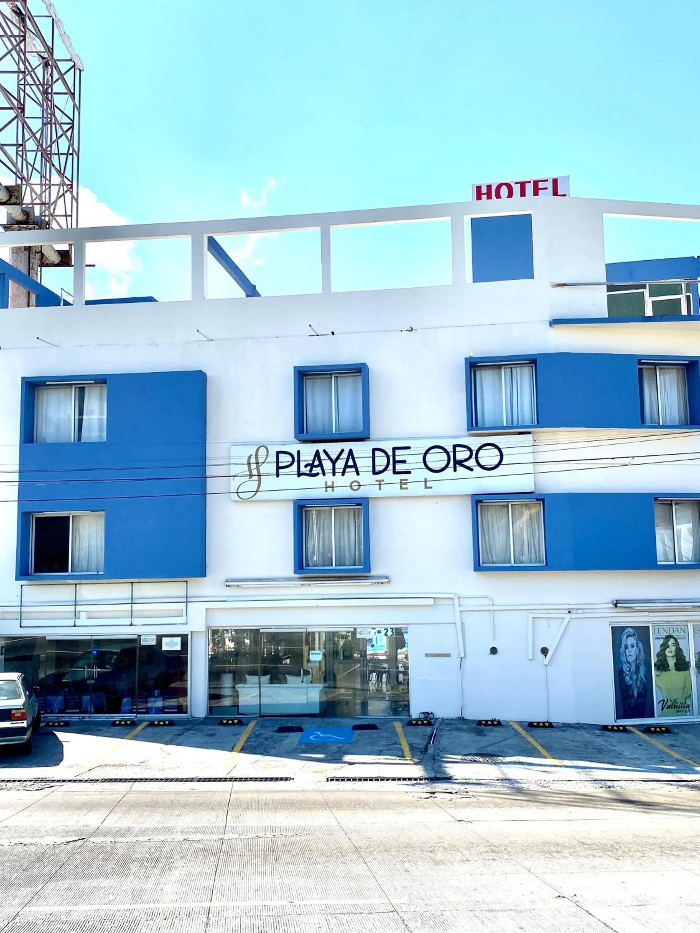 Property building in Hotel Playa de Oro - Enfrente de WTC y Plazas Comerciales