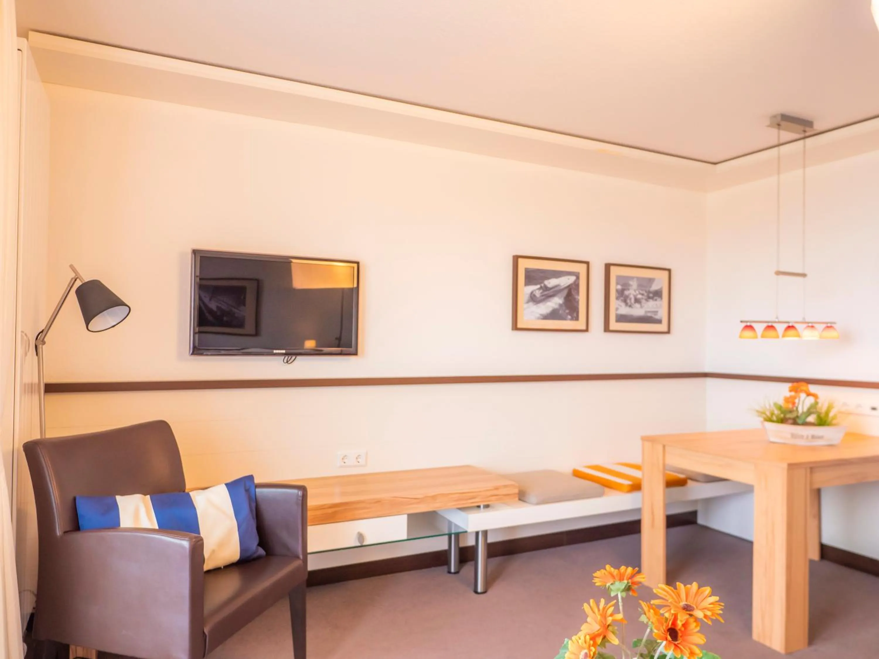 TV and multimedia in Miramar