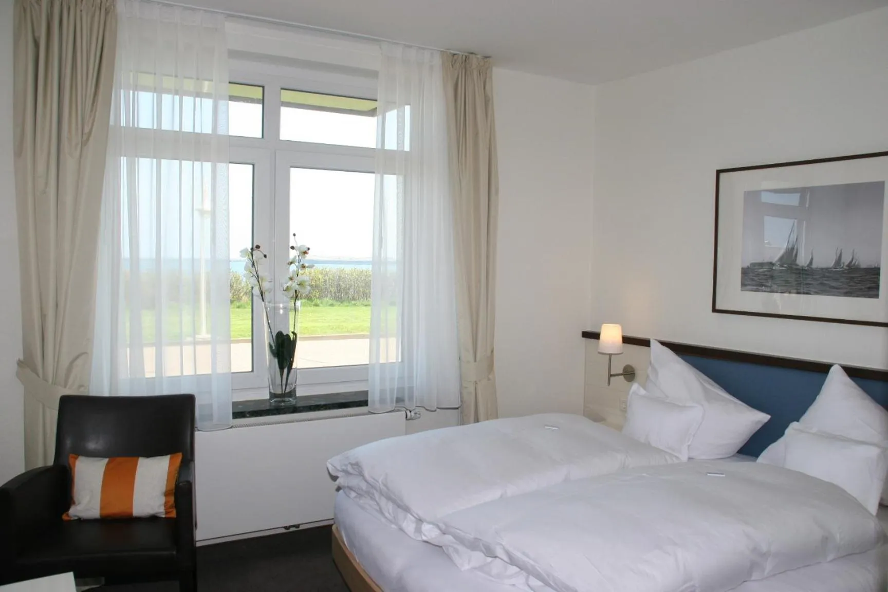 Bedroom, Bed in Miramar