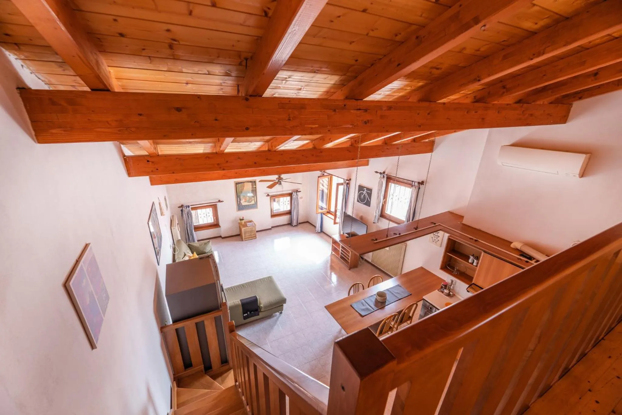 TV and multimedia in MAMA Apartments