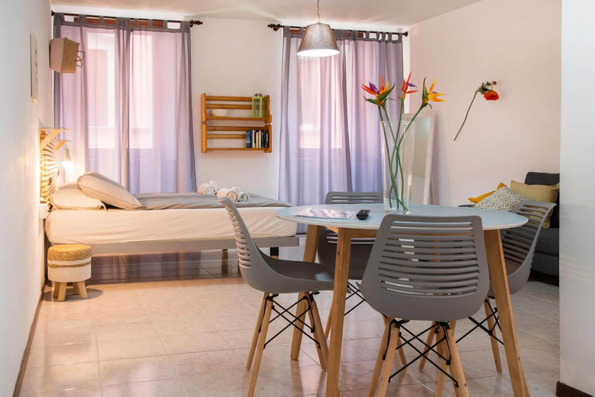 Living room, Bed in MAMA Apartments