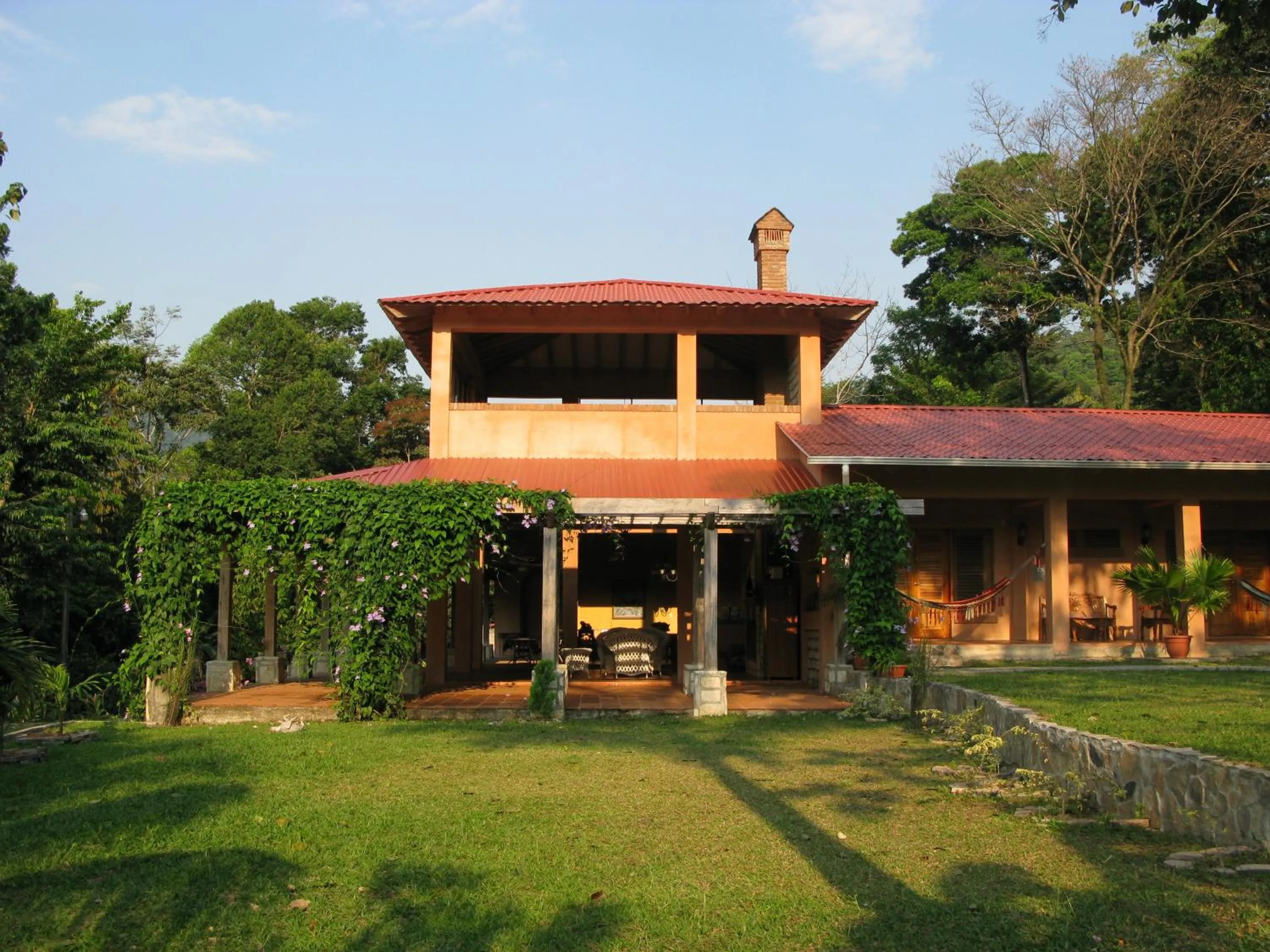 Facade/entrance in La Villa de Soledad