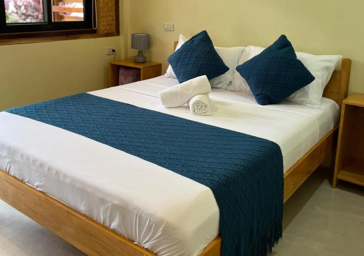 Bedroom, Bed in Hotel Oasis Port Barton