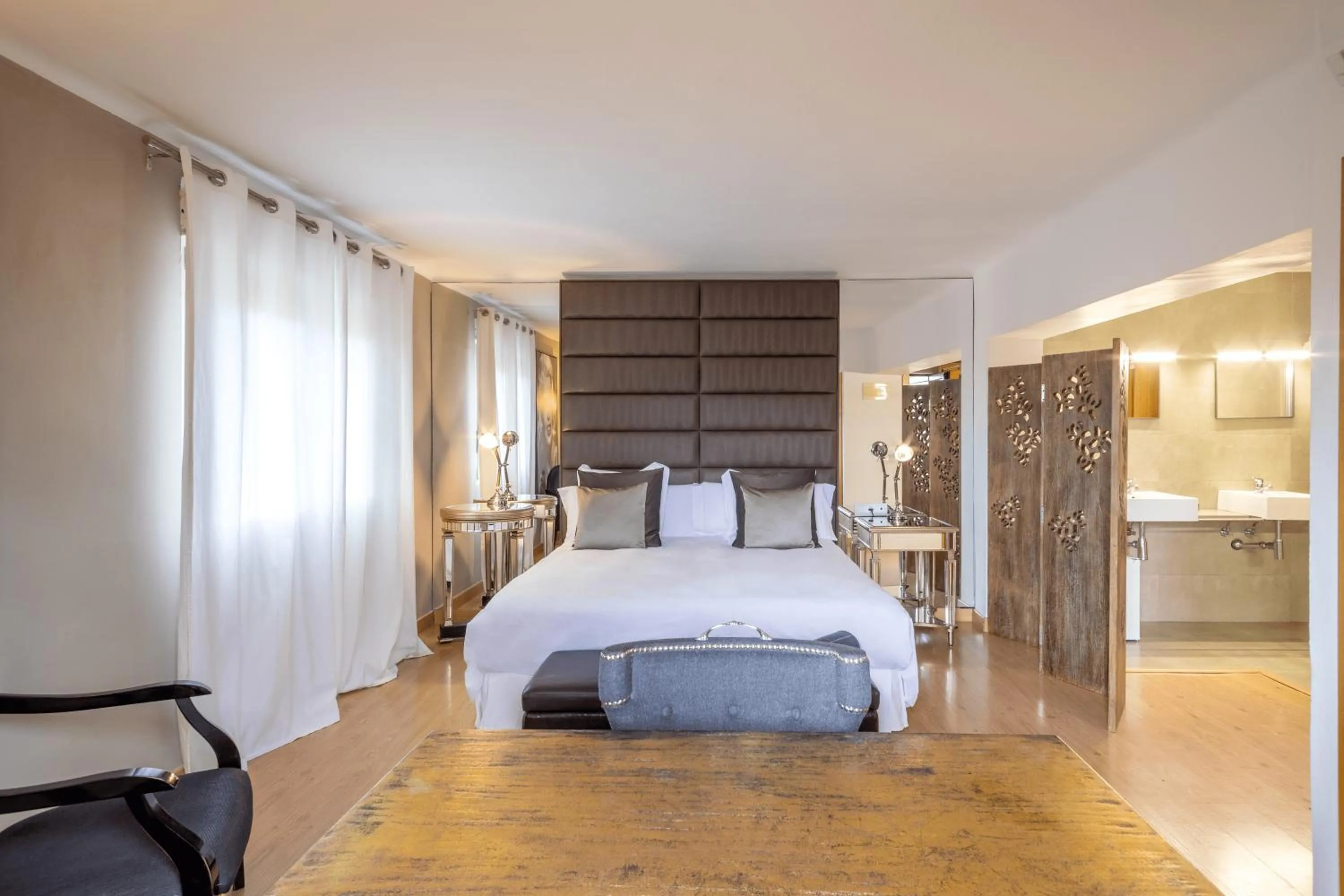 Photo of the whole room, Bed in Hostal Parque Ibiza