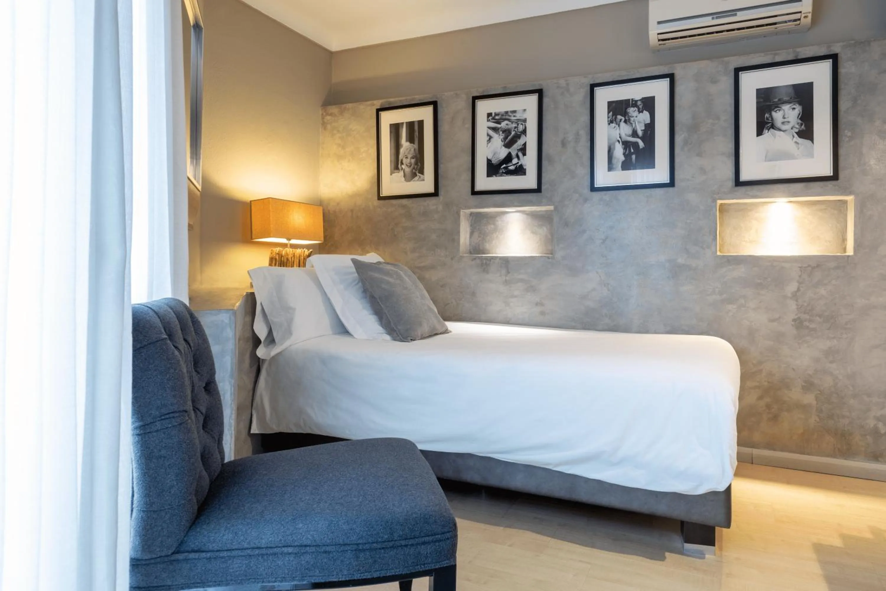 Photo of the whole room, Bed in Hostal Parque Ibiza