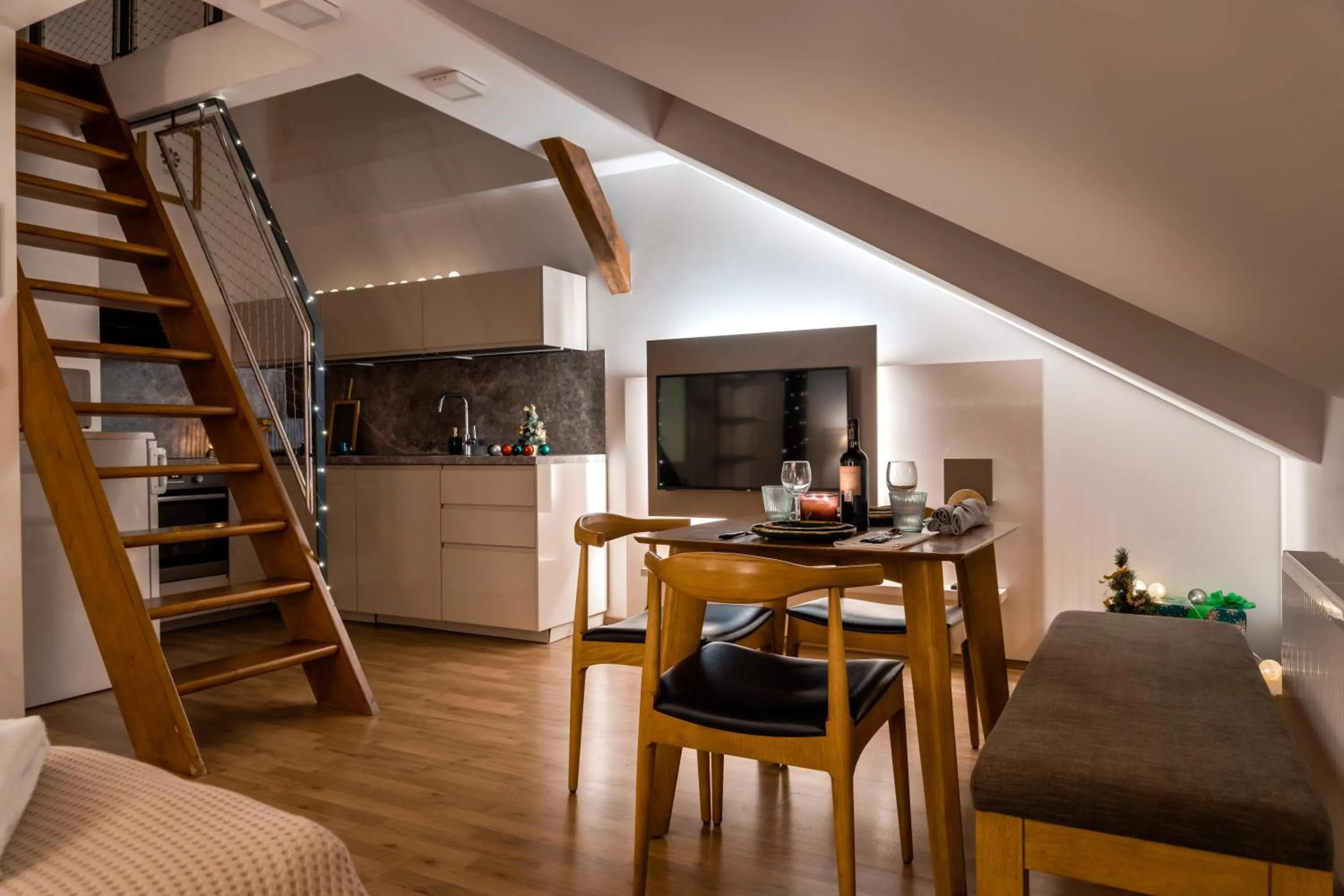 TV and multimedia in Louren Apartments