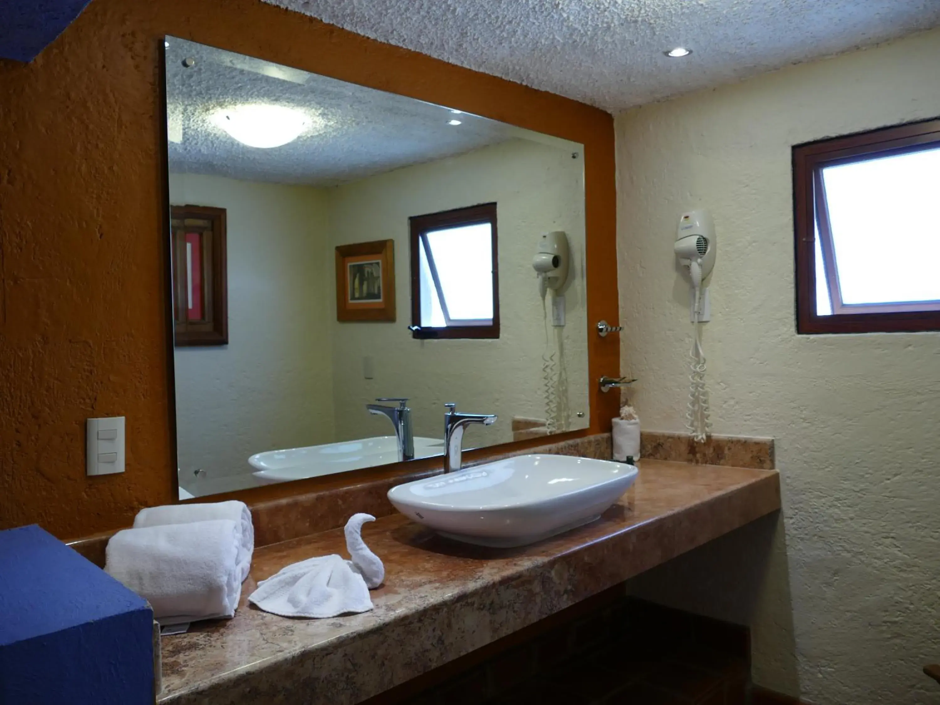 Double Room with Two Double Beds in El Meson de los Poetas Double Room with Two Double Beds in El Meson de los Poetas