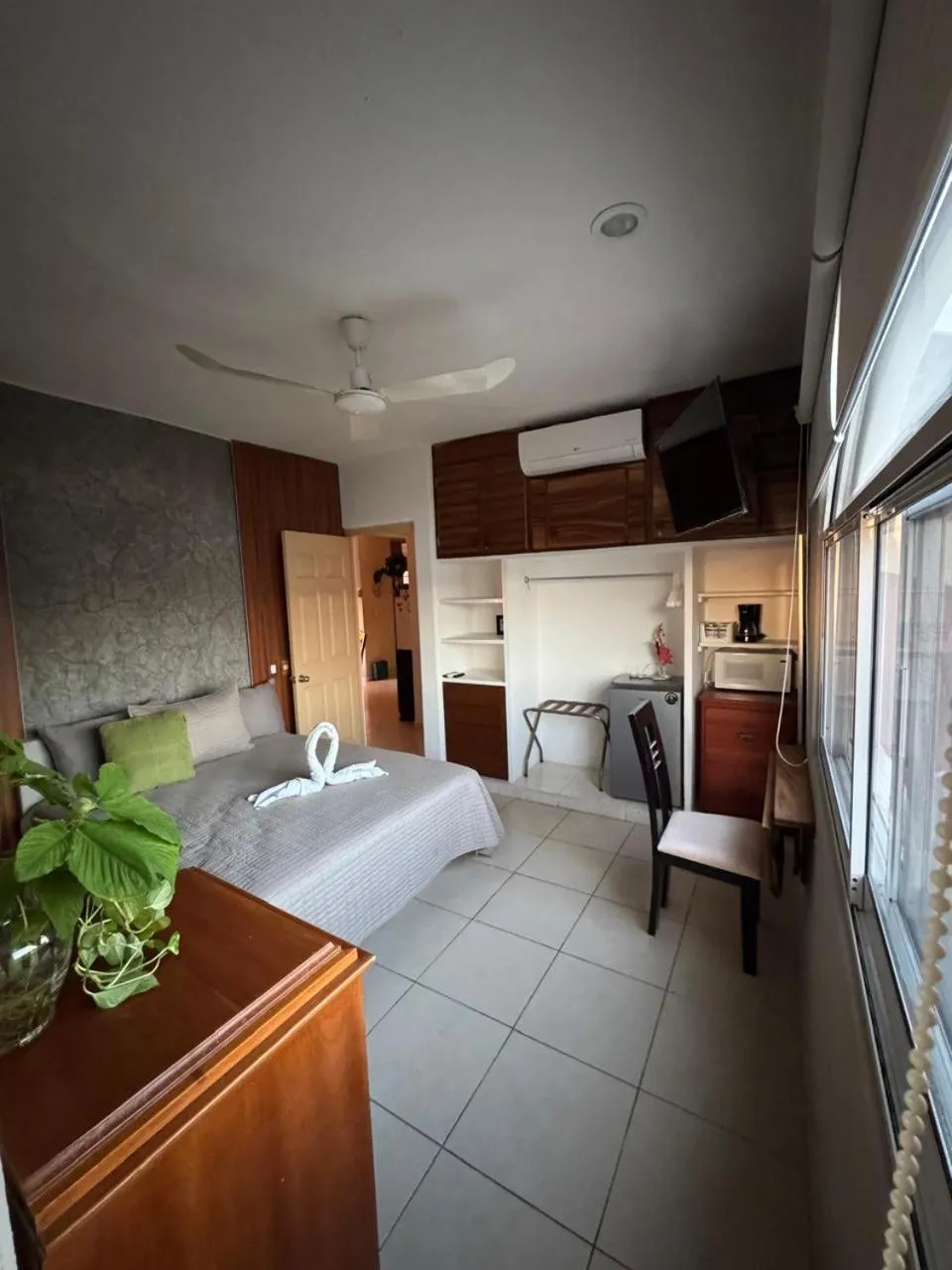 Bed in Hotel Bahia Huatulco