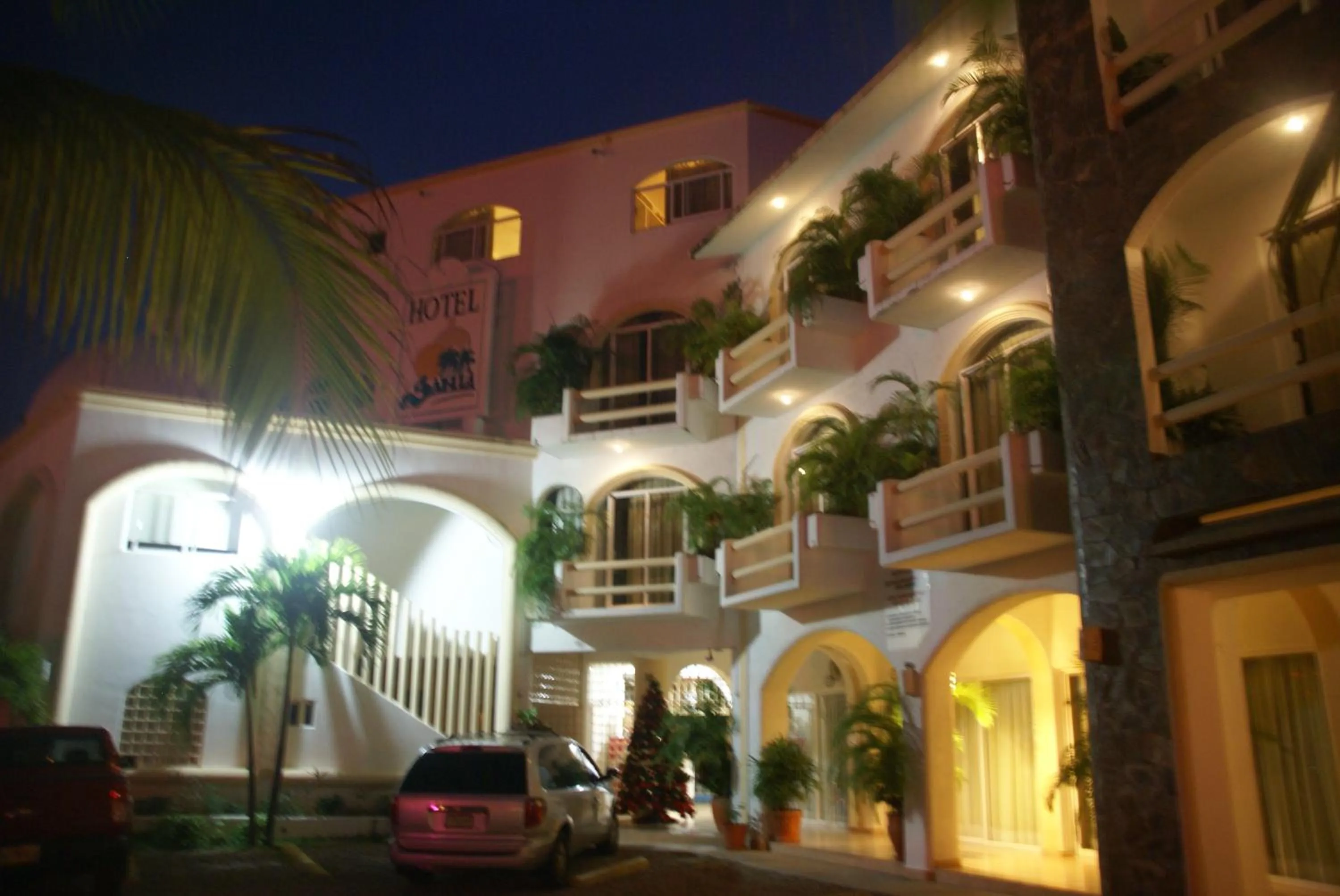 Facade/entrance in Hotel Bahia Huatulco