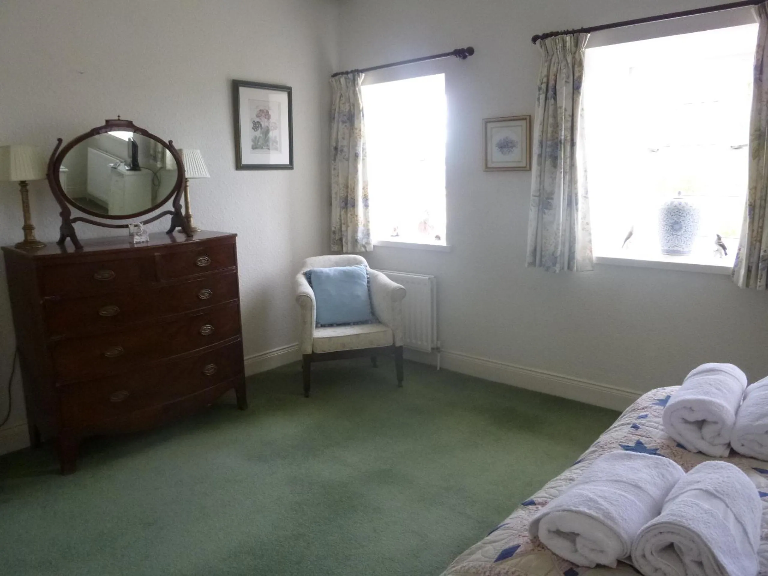 Bedroom in The Gin Gan