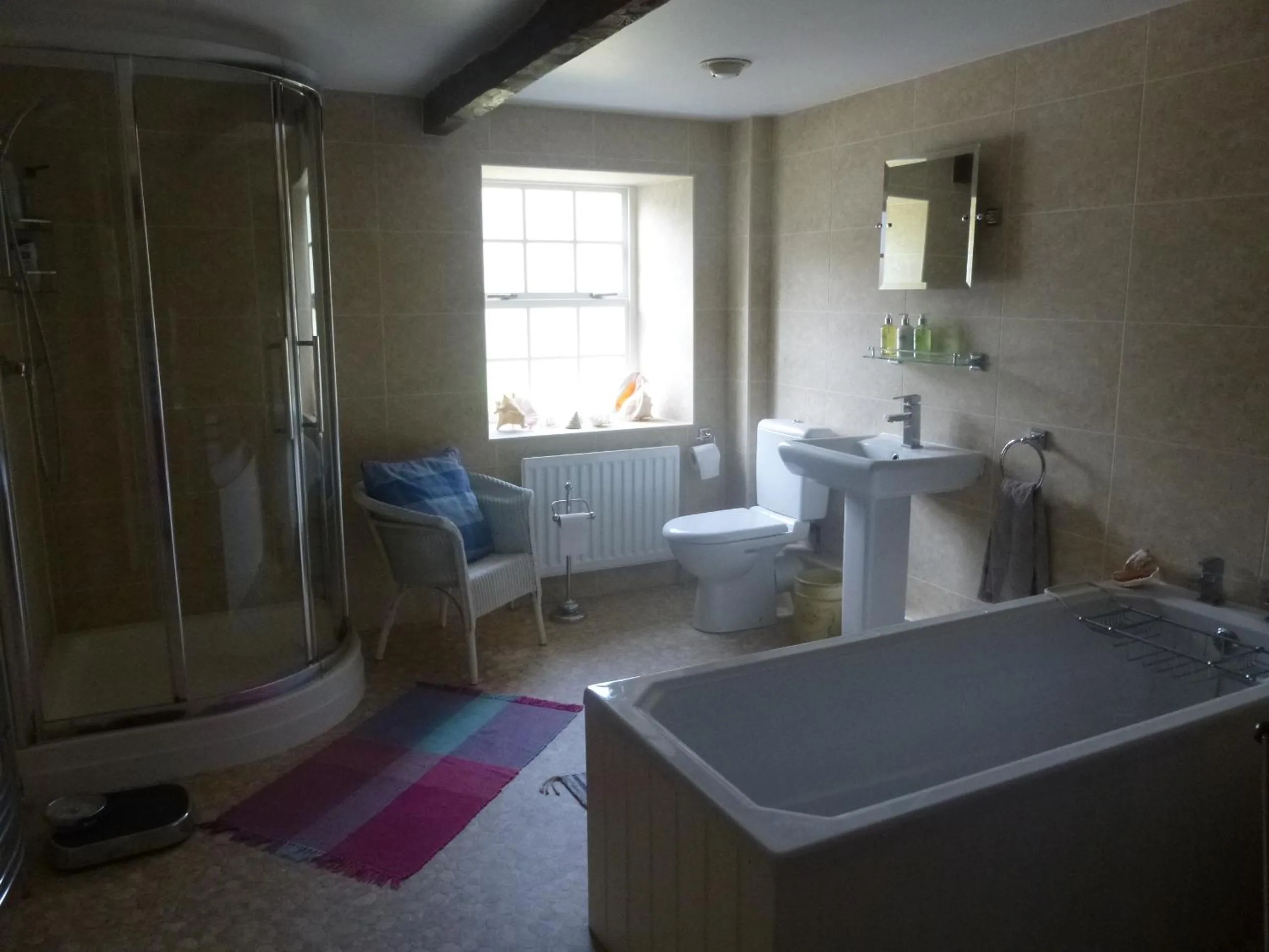 Bathroom in The Gin Gan