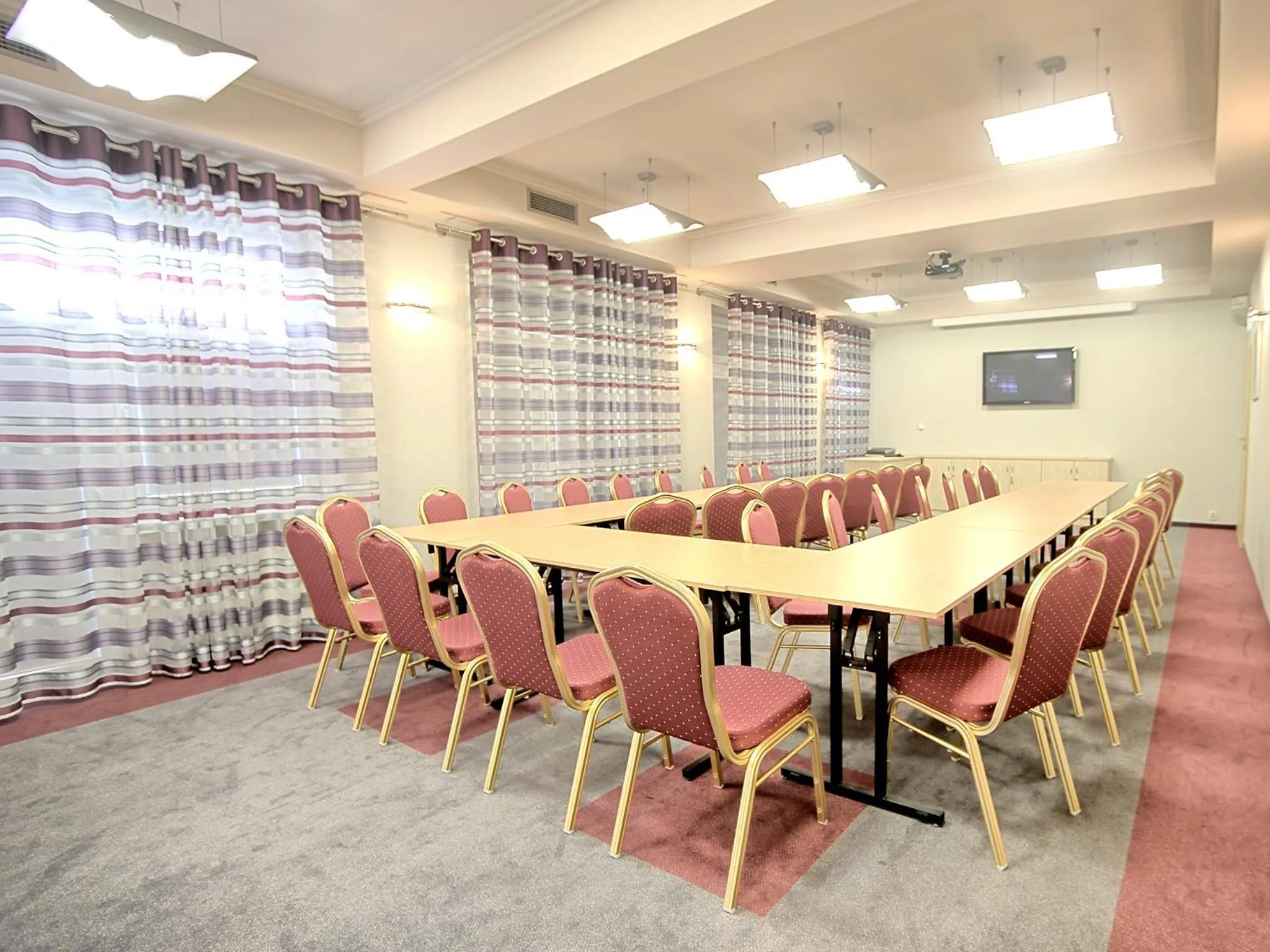 Business facilities in Ośrodek Wczasowy Paradise