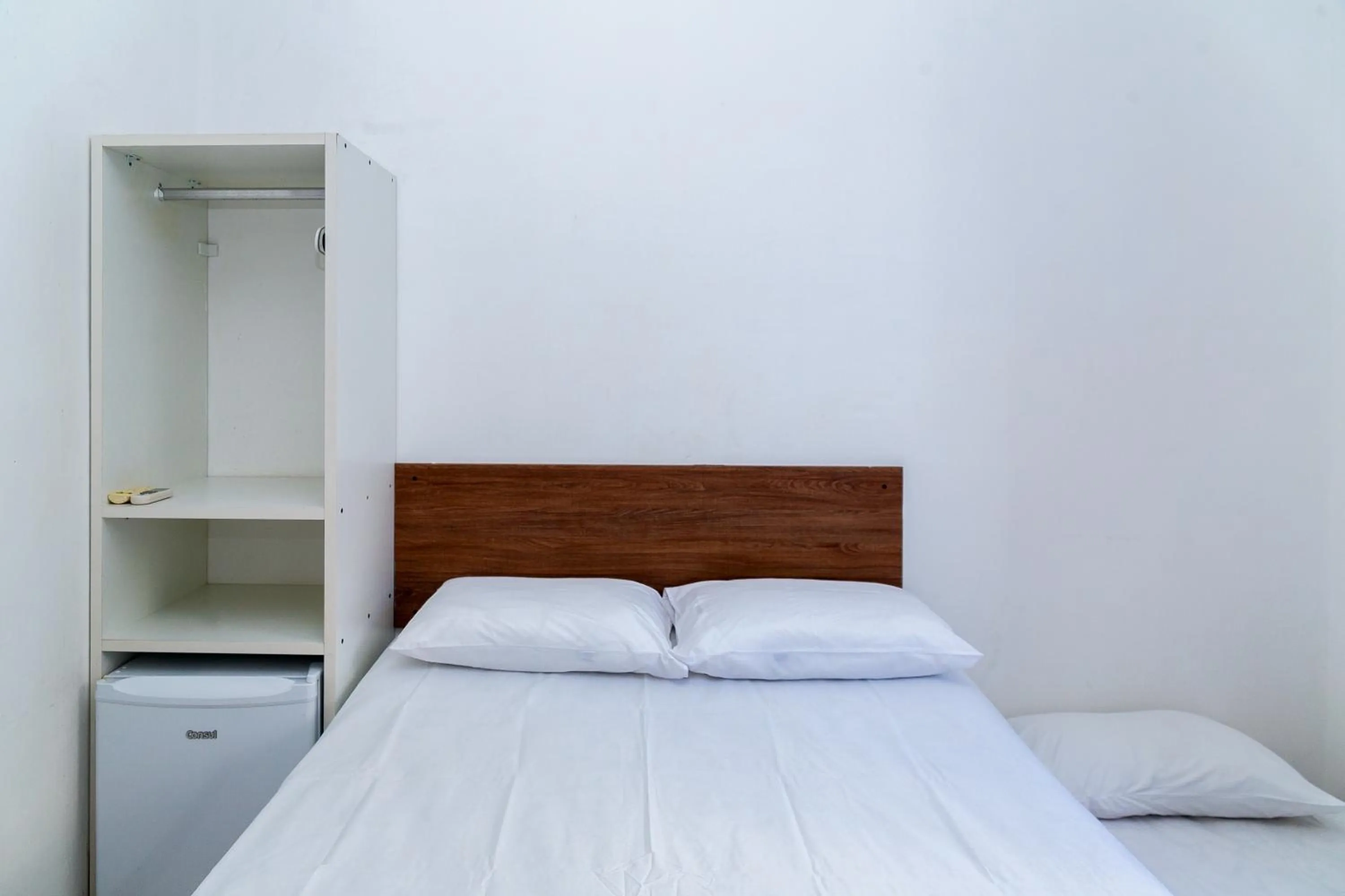 Bedroom, Bed in Economy Apart