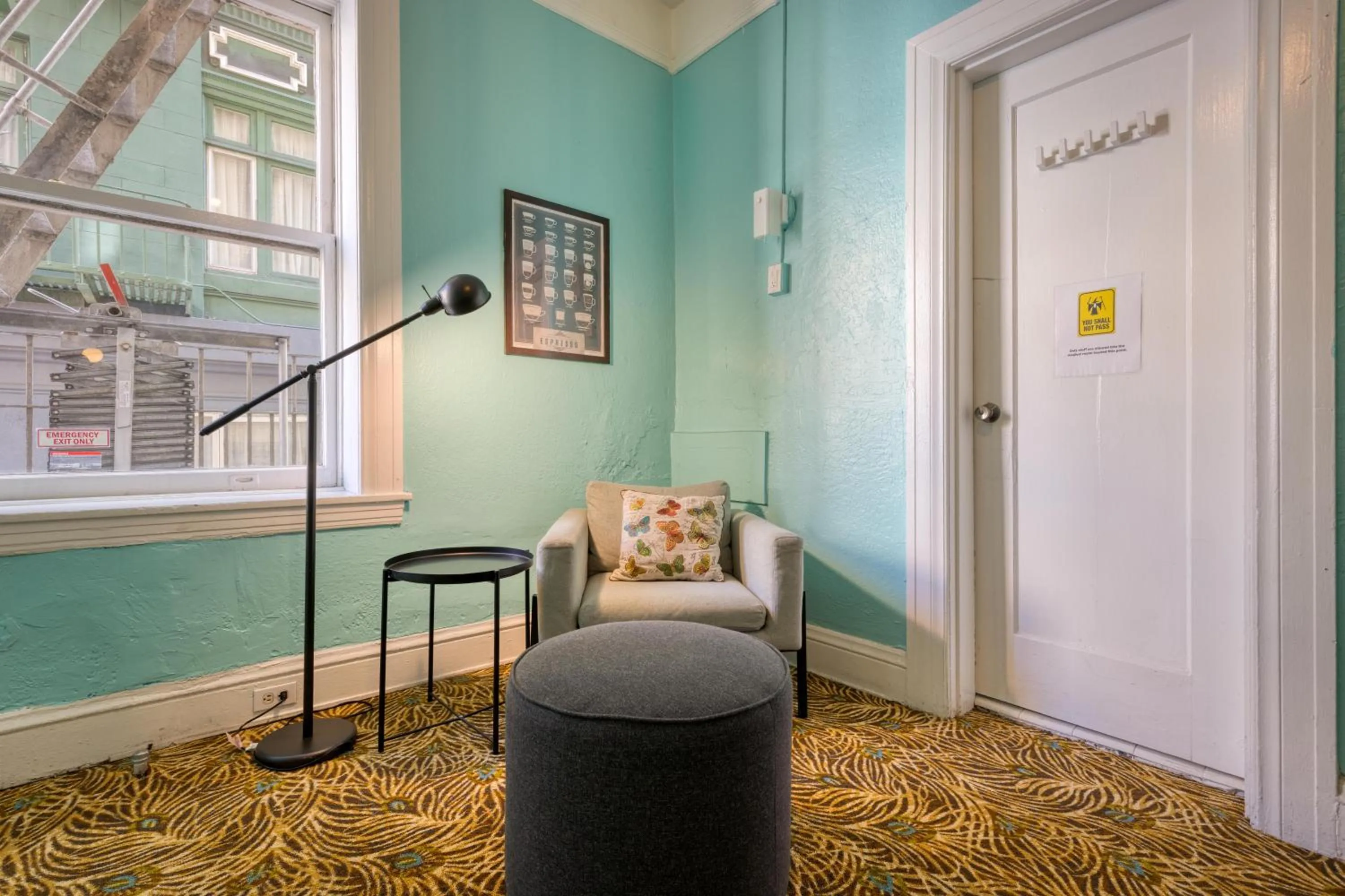 Seating area in HI San Francisco Downtown Hostel