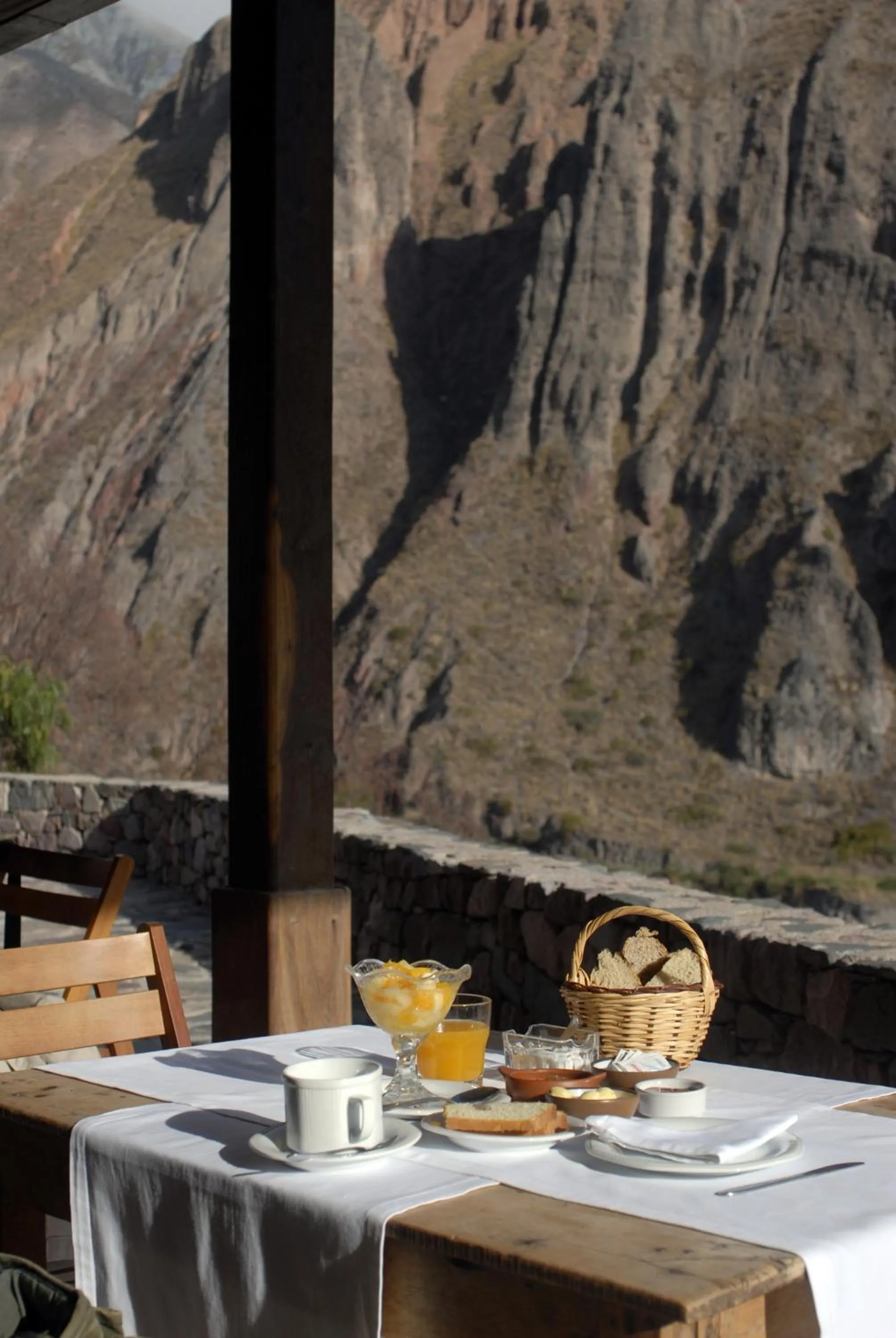 Restaurant/places to eat in Hotel Iruya