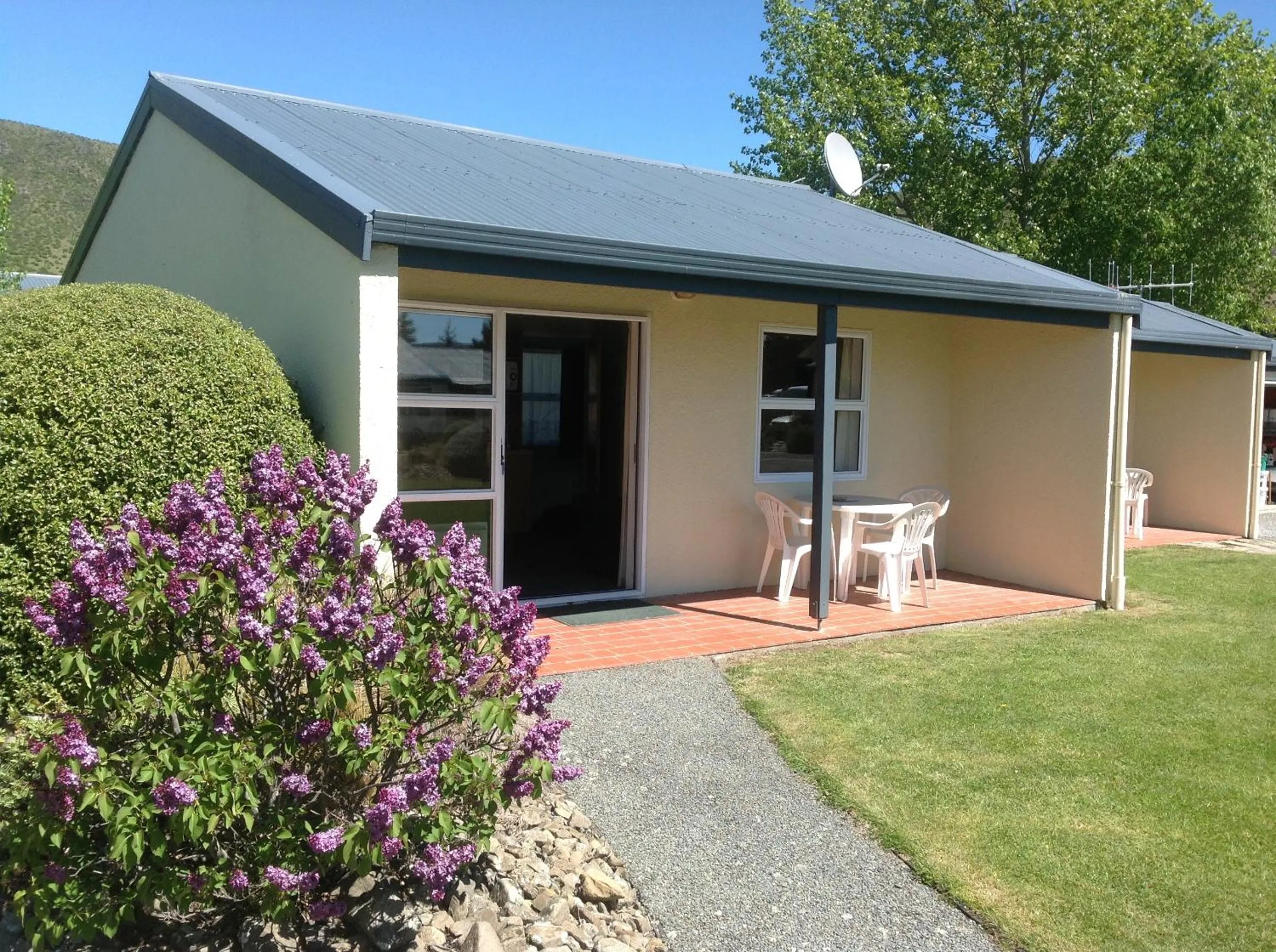 Spring in Ahuriri Motels