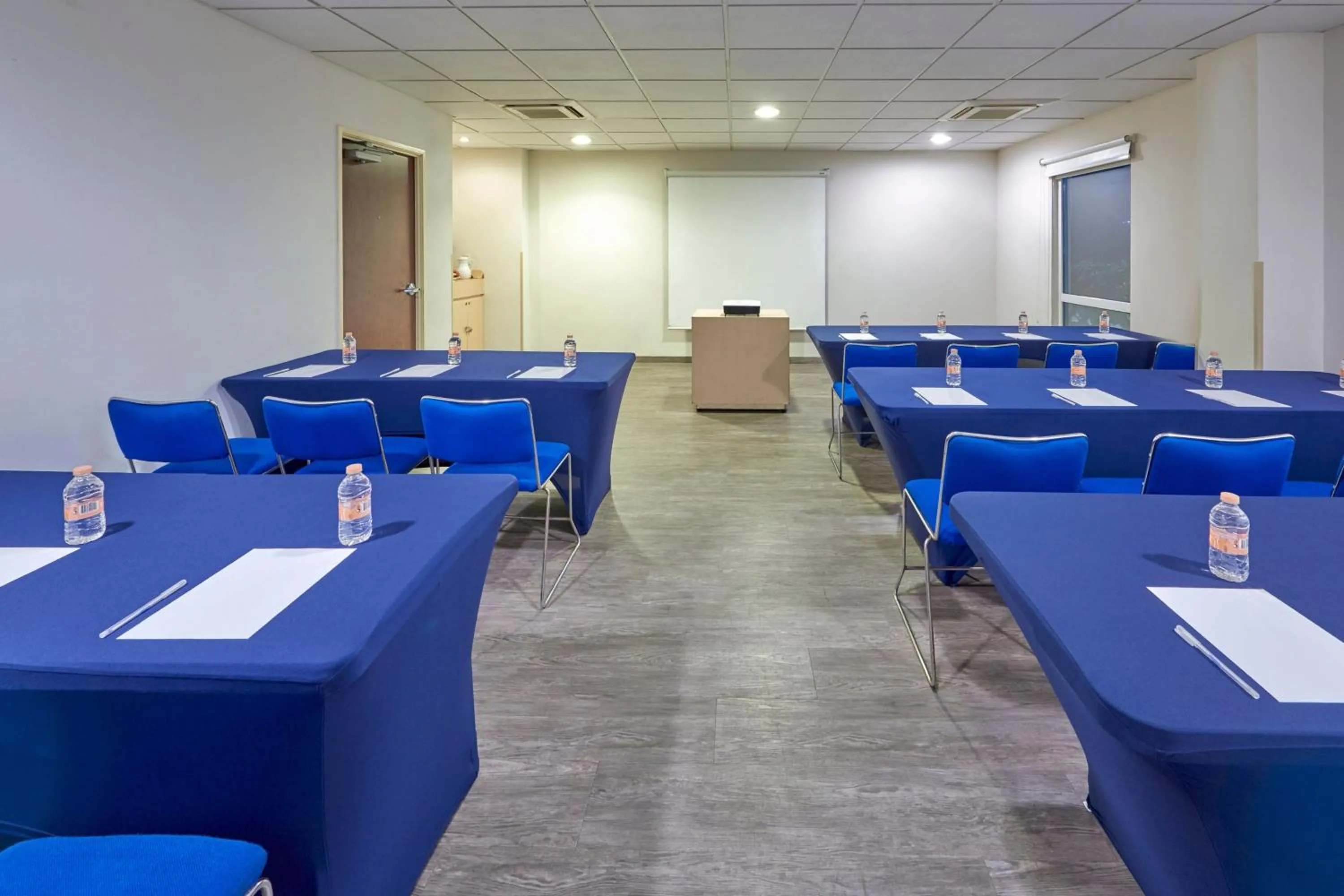Meeting/conference room in City Express by Marriott Manzanillo