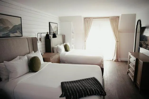 Bedroom, Bed in Homestead Midway Utah