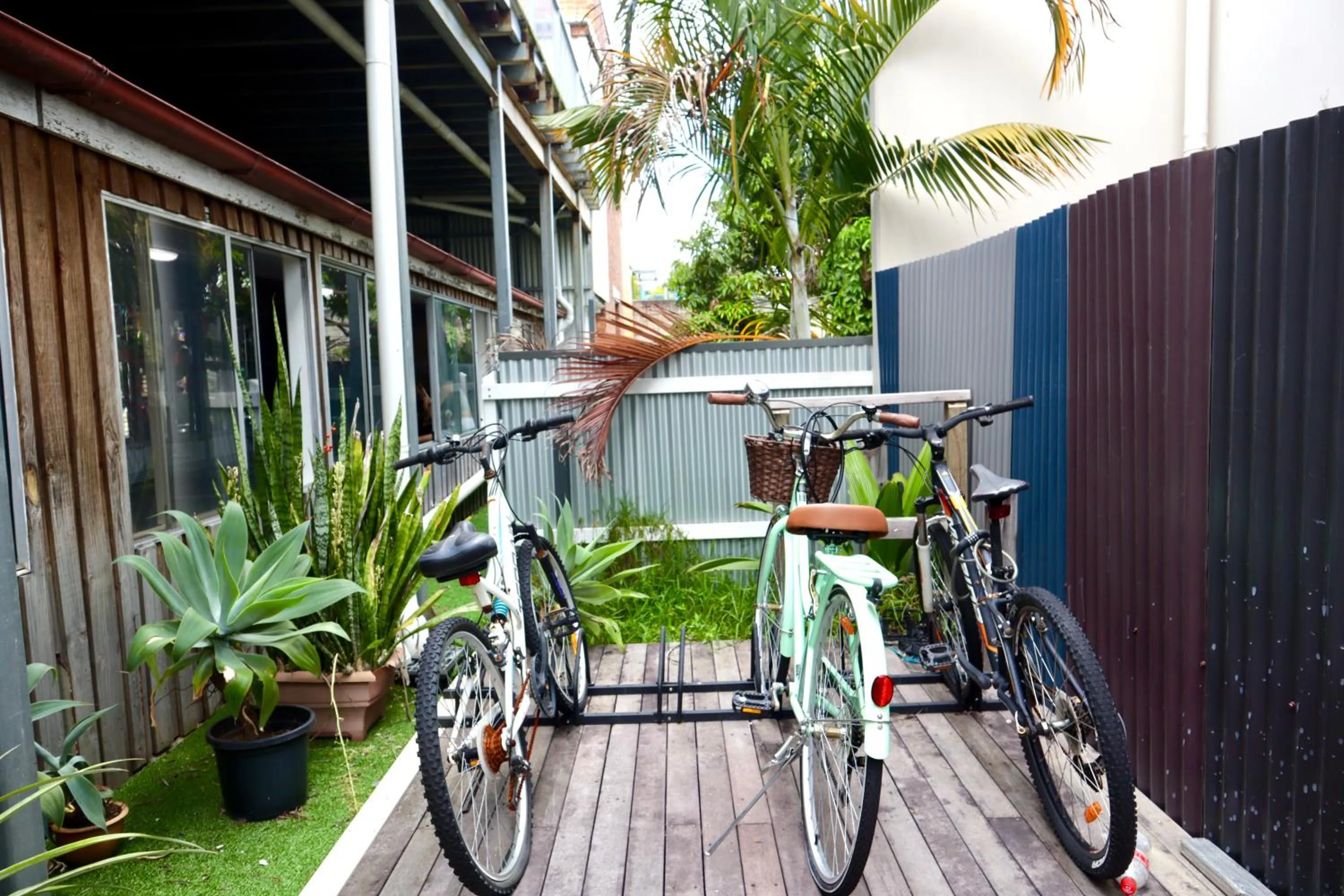 Parking in City Backpackers HQ