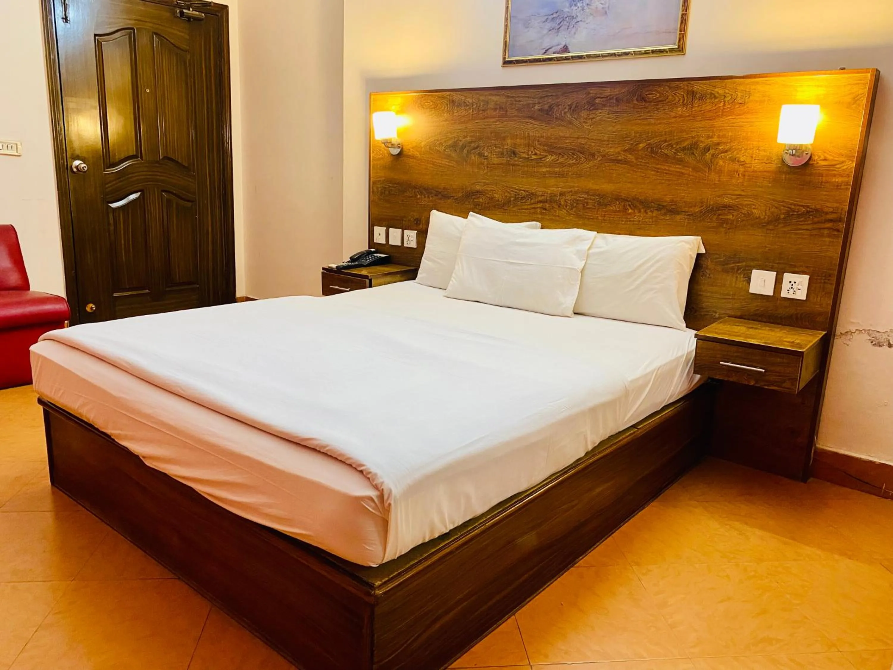 Bed in Fiesta Inn Hotel & Resorts Multan