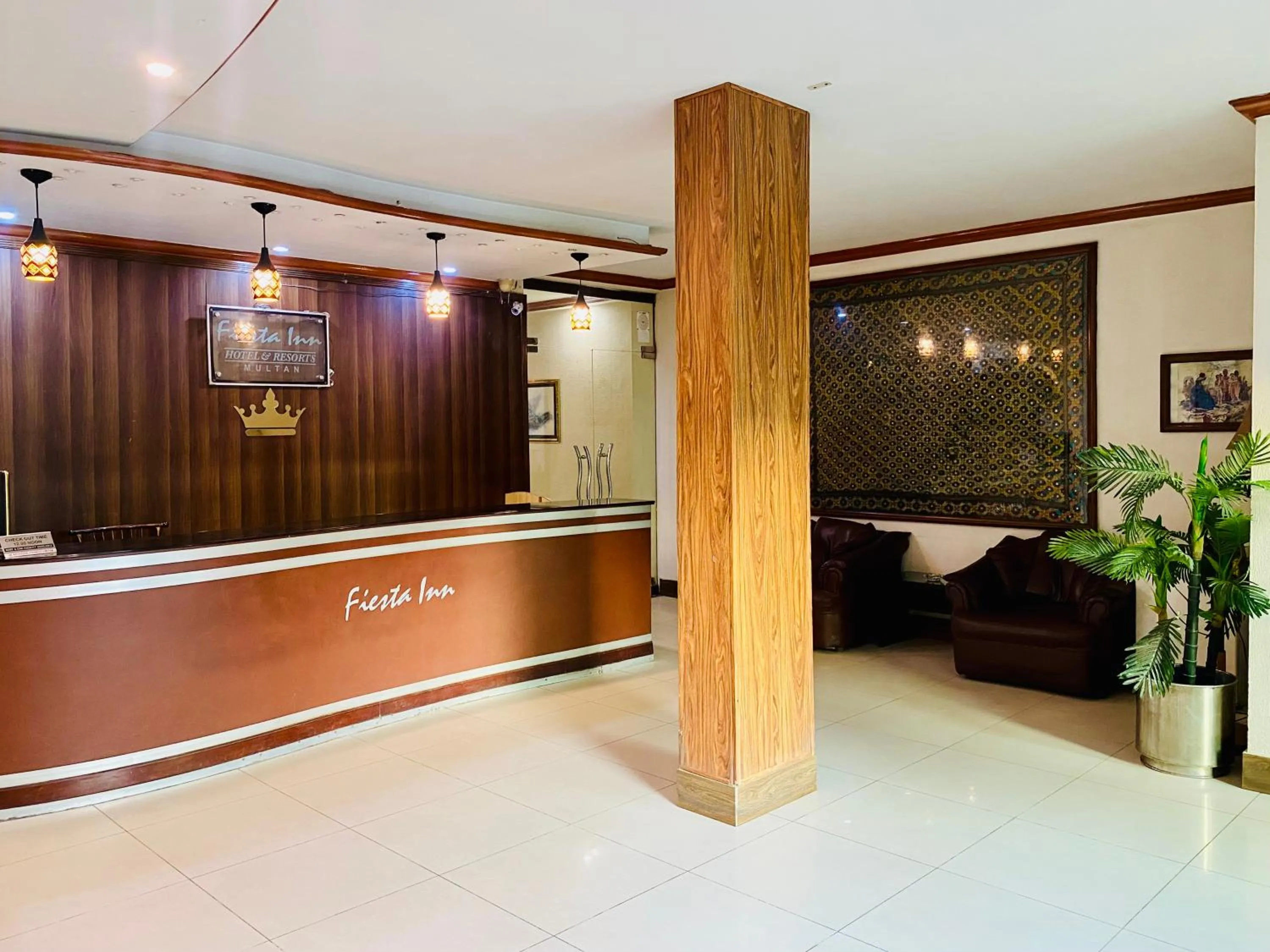 Lobby or reception in Fiesta Inn Hotel & Resorts Multan