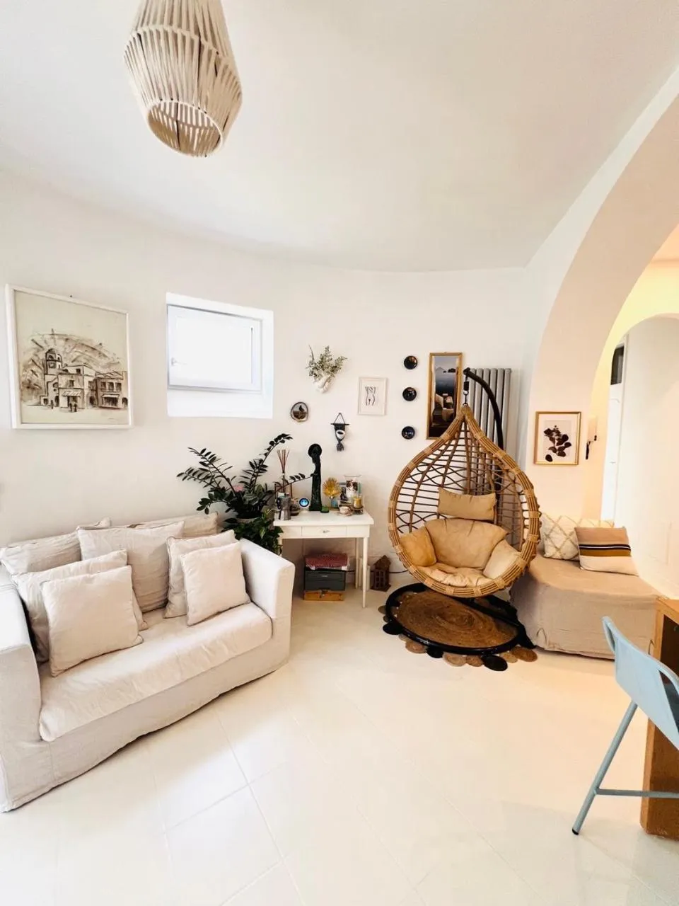 Communal lounge/ TV room in Casa Maddy