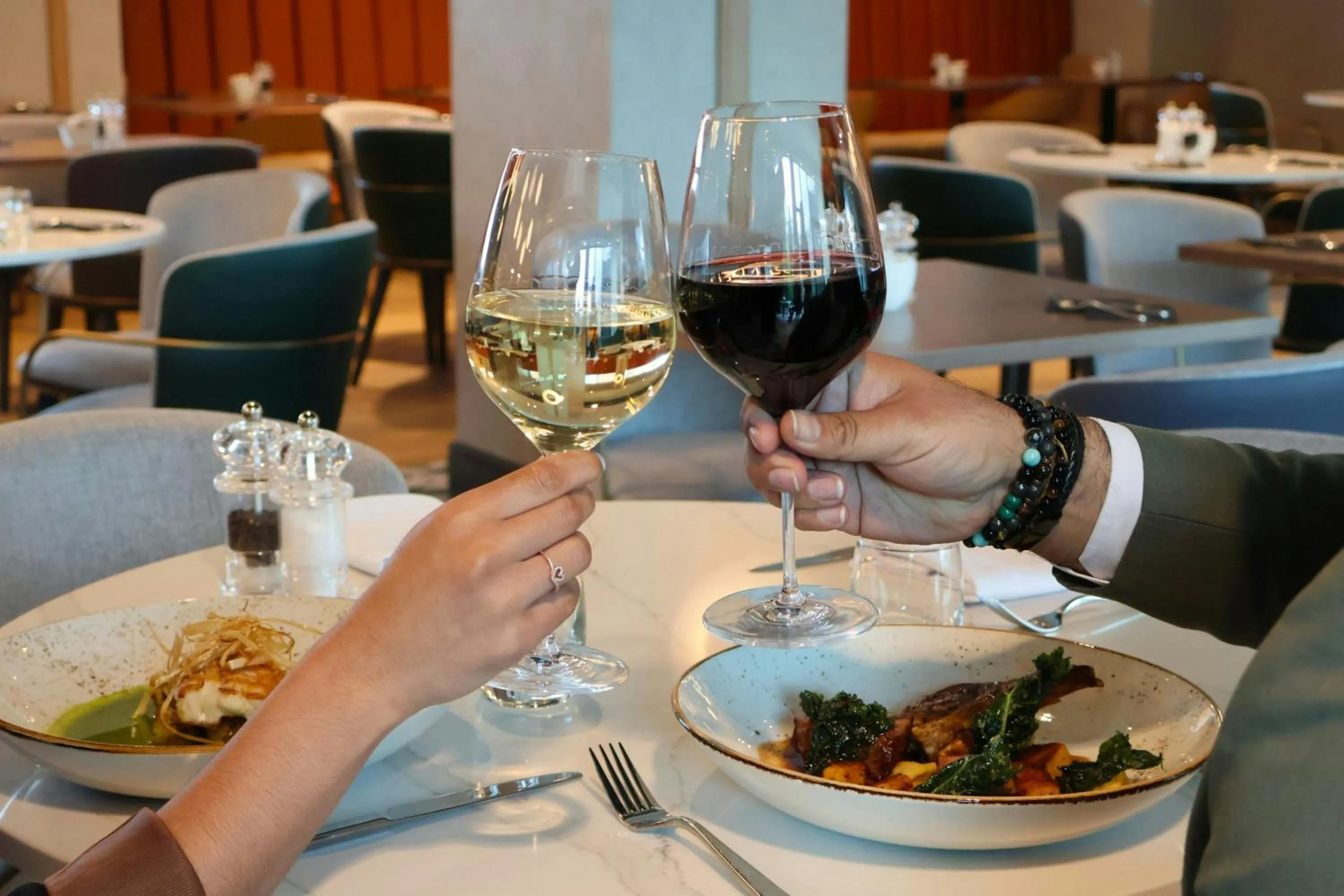 Restaurant/places to eat in Manchester Marriott Hotel Piccadilly