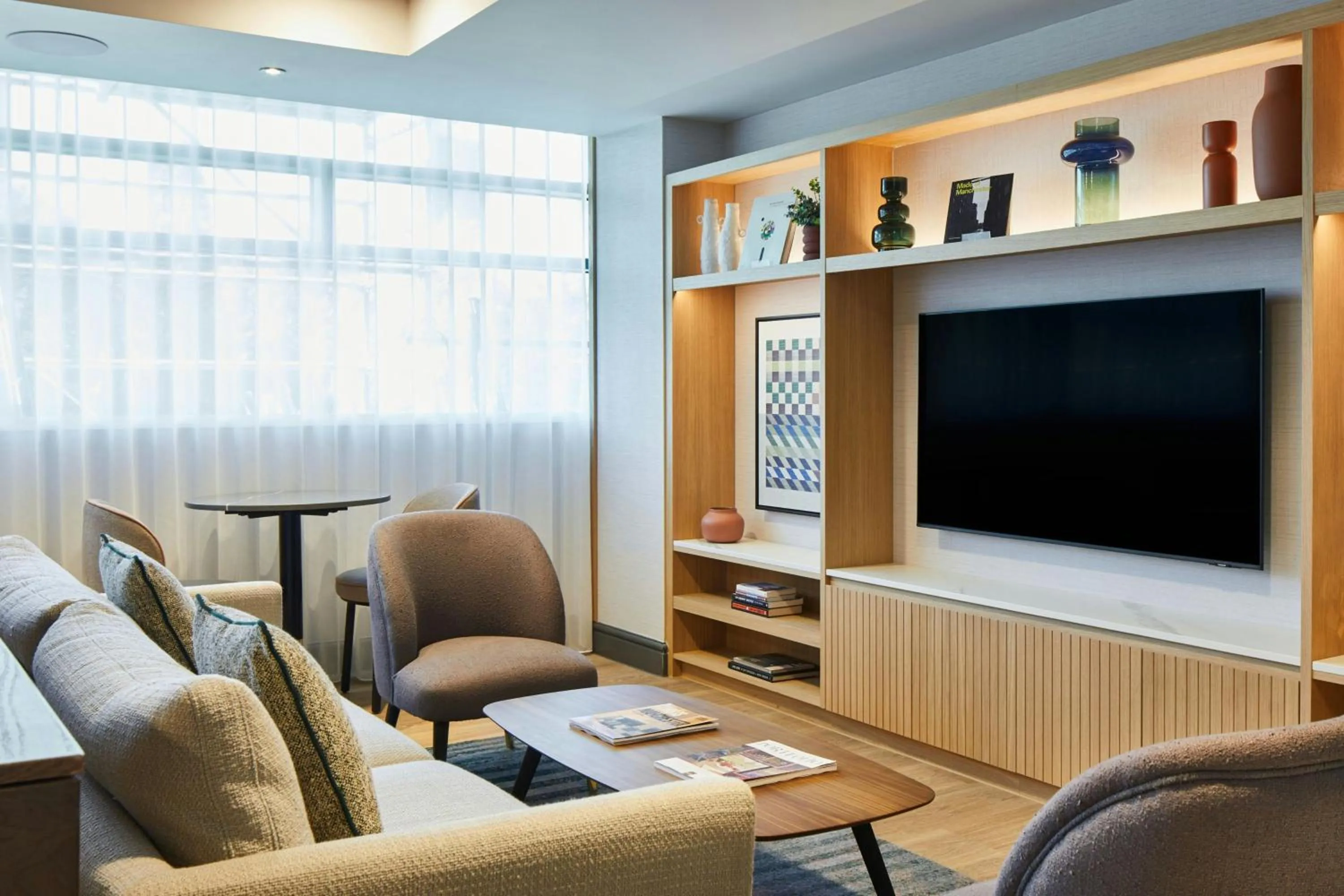 Lounge or bar in Manchester Marriott Hotel Piccadilly