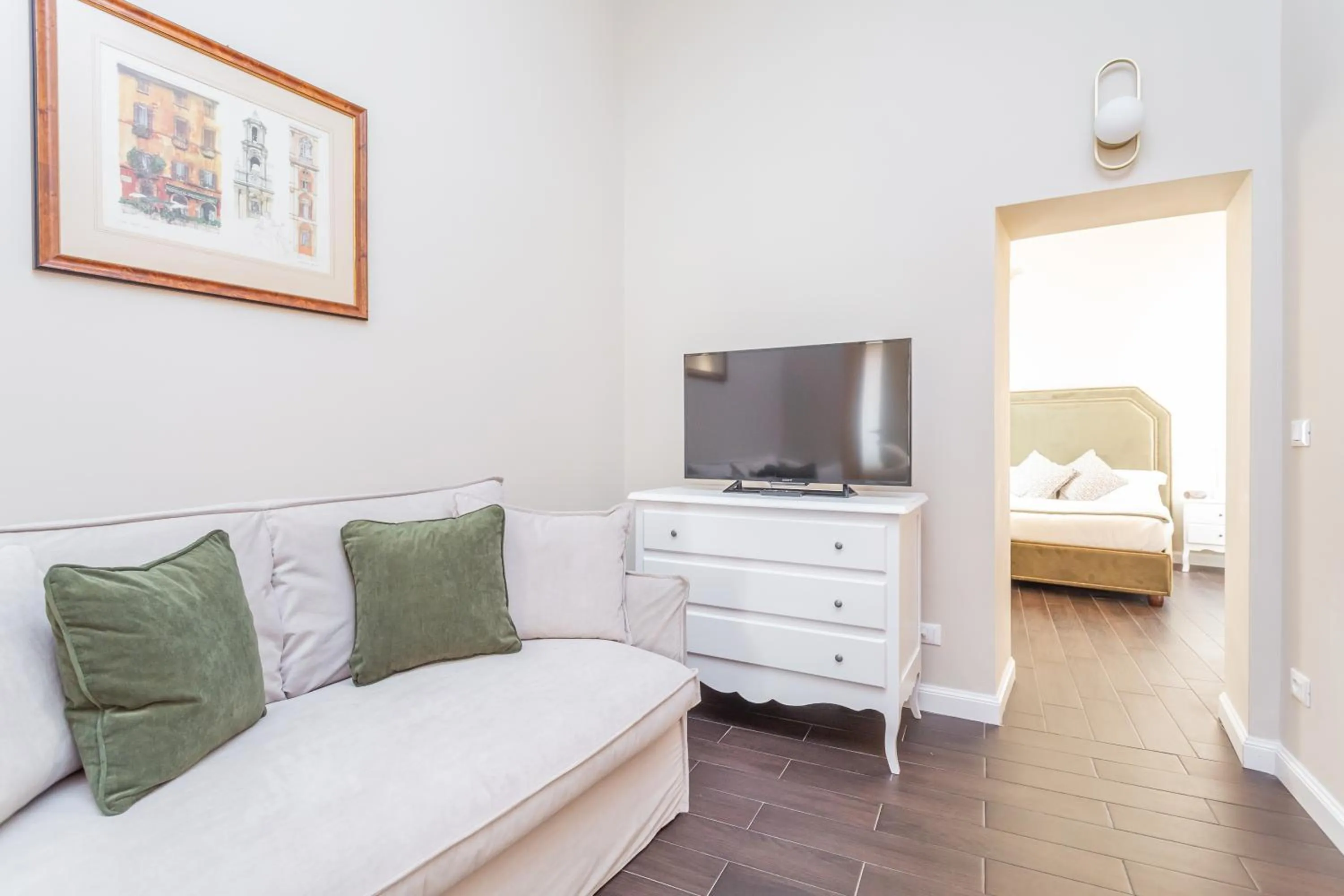 Living room, Bed in Daplace - La Mongolfiera Rooms in Navona