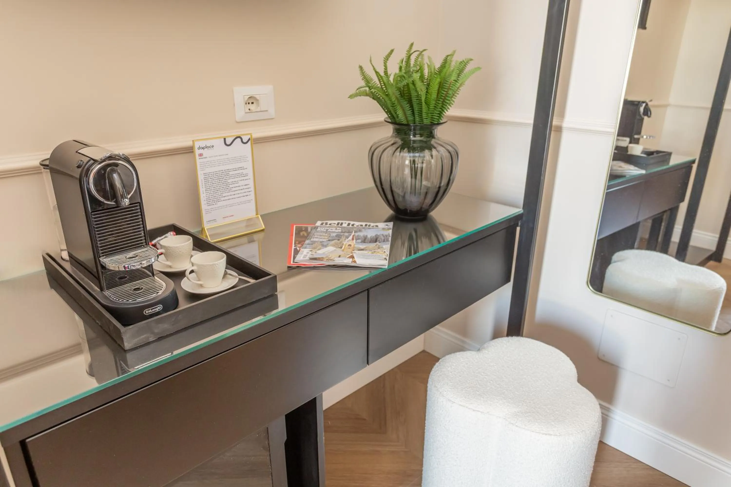 Coffee/tea facilities in Daplace - La Mongolfiera Rooms in Navona