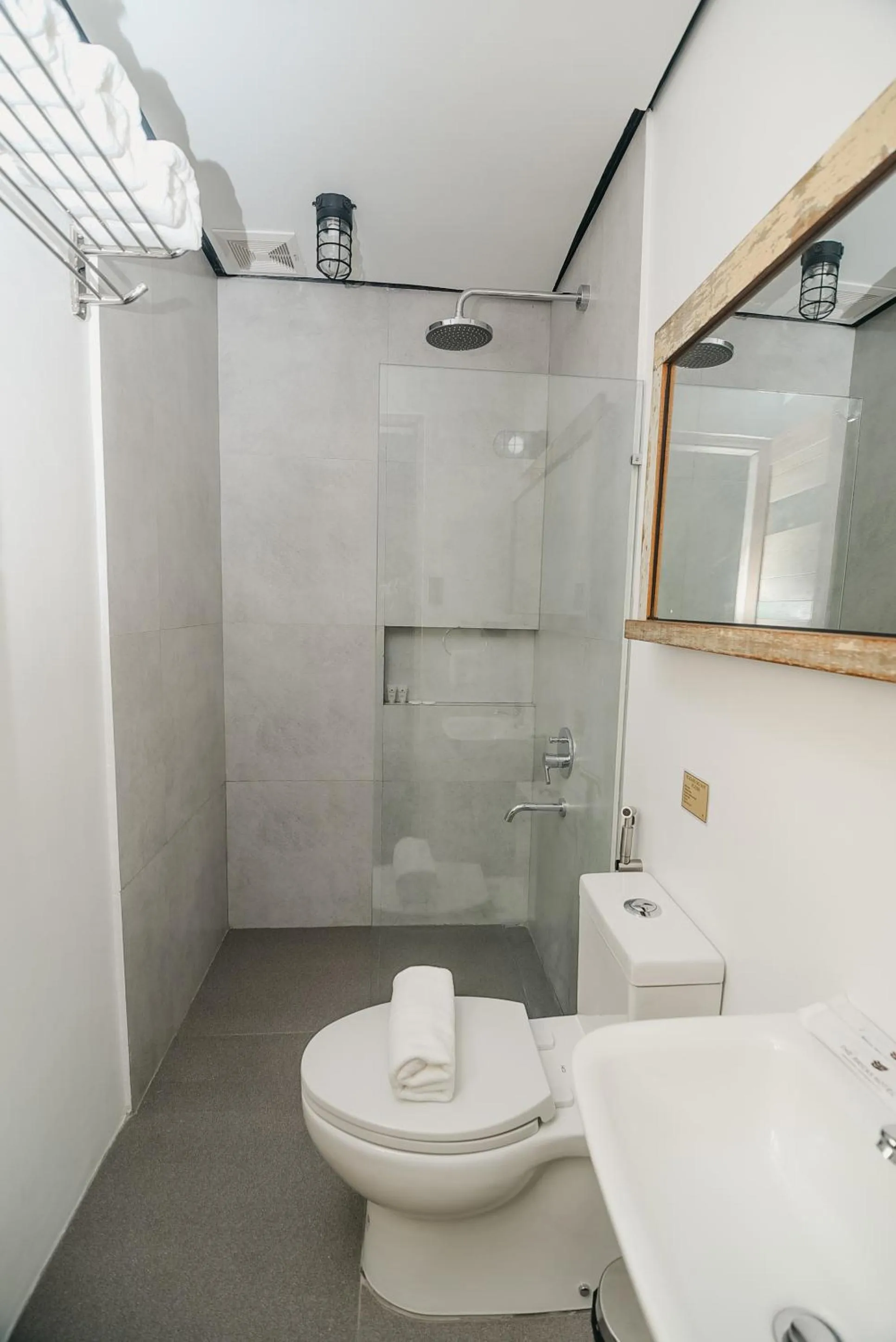 Shower in The Bricks Hotel