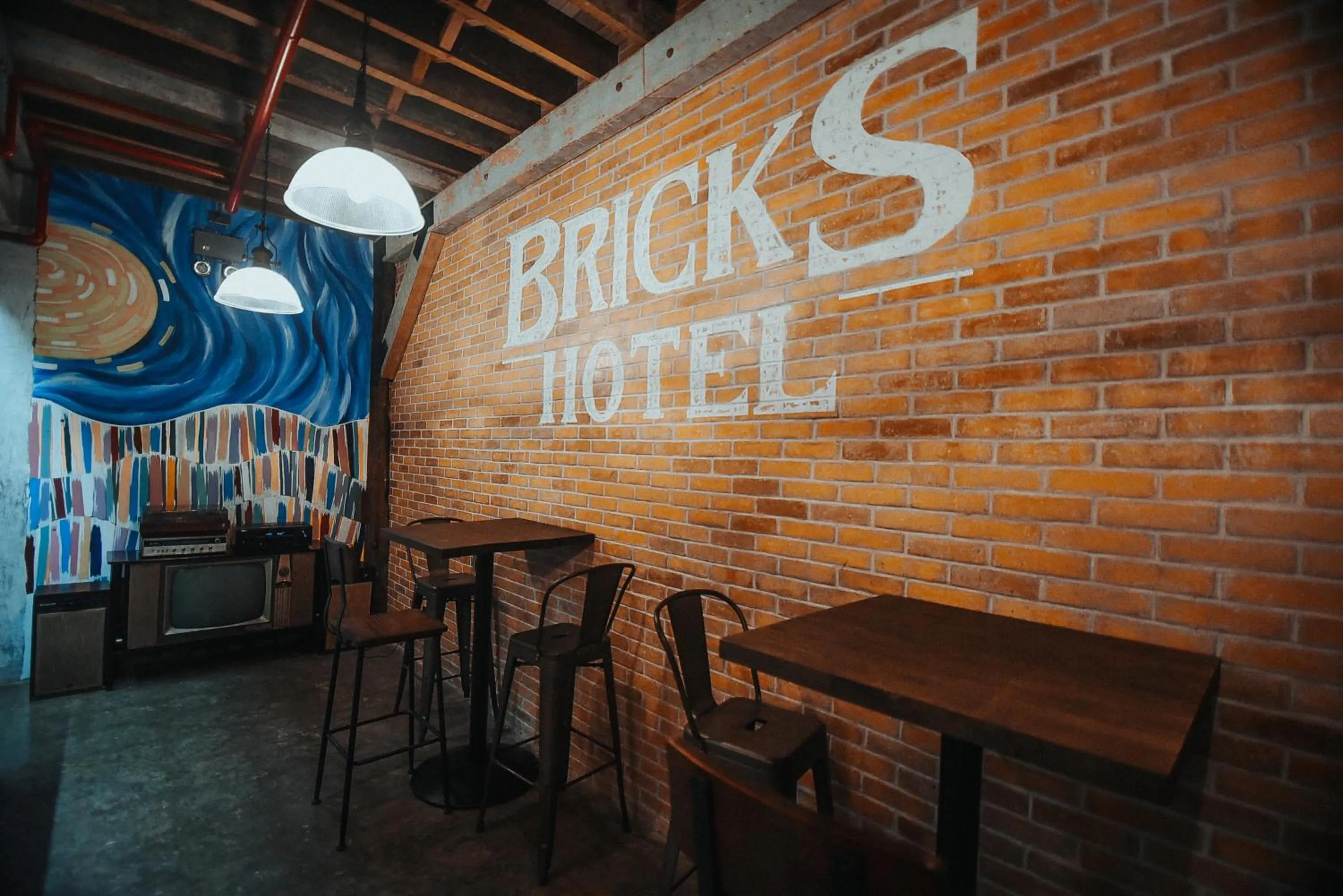 Restaurant/places to eat in The Bricks Hotel