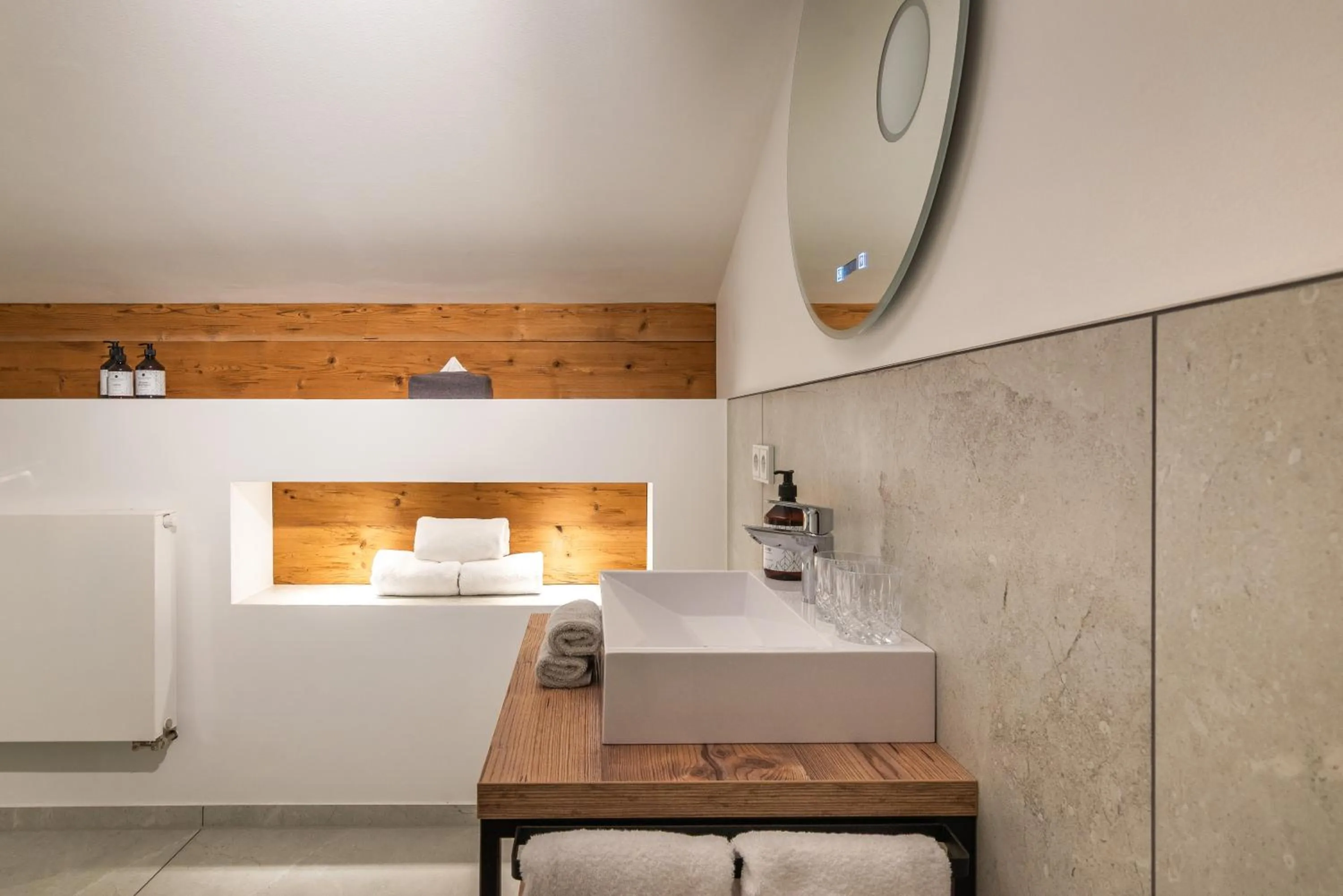 Bathroom in Terofal Hotel Schliersee - Komplett neu renoviert