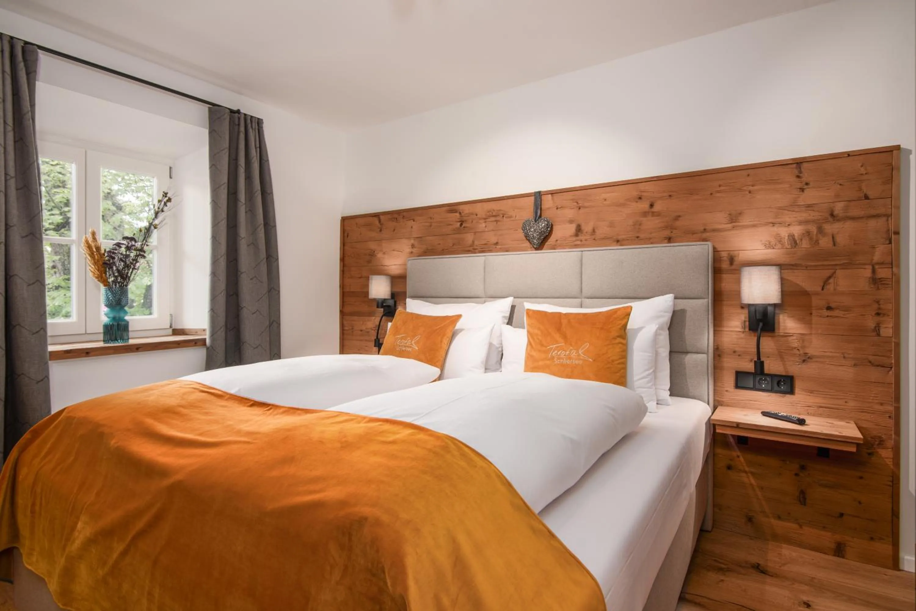 Bed in Terofal Hotel Schliersee - Komplett neu renoviert