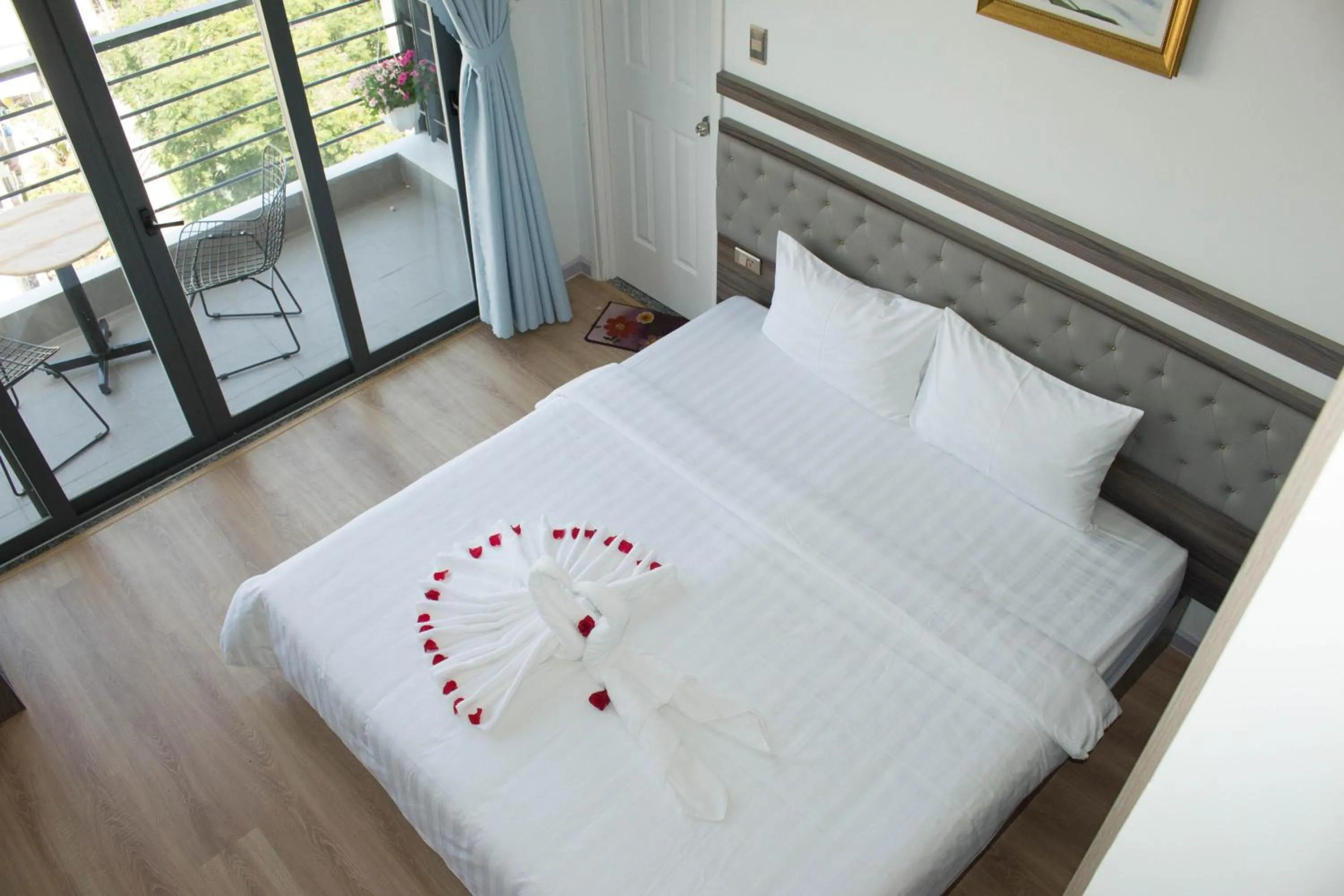 Bed in Winston Hotel