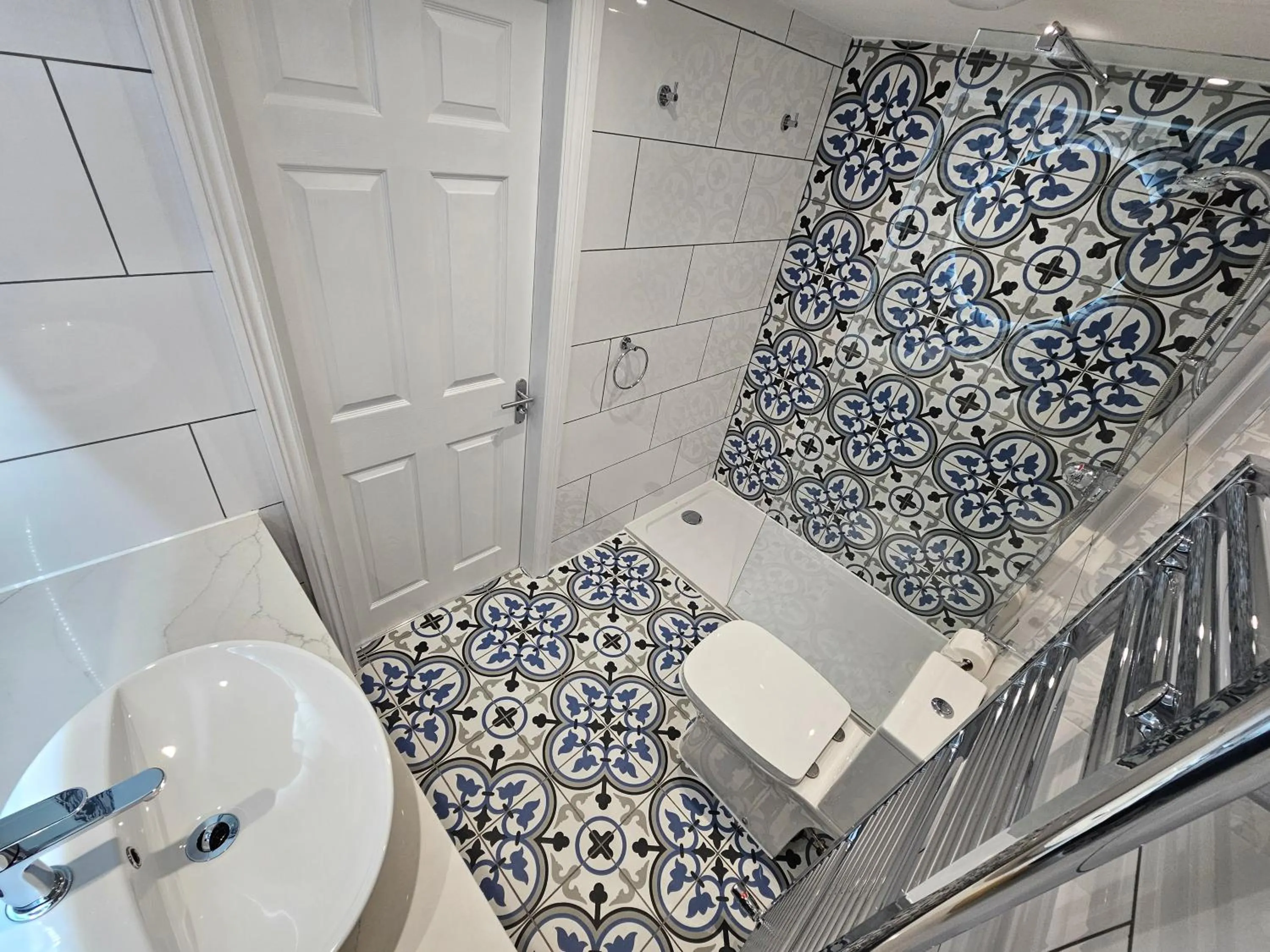 Toilet in St George's Guest House