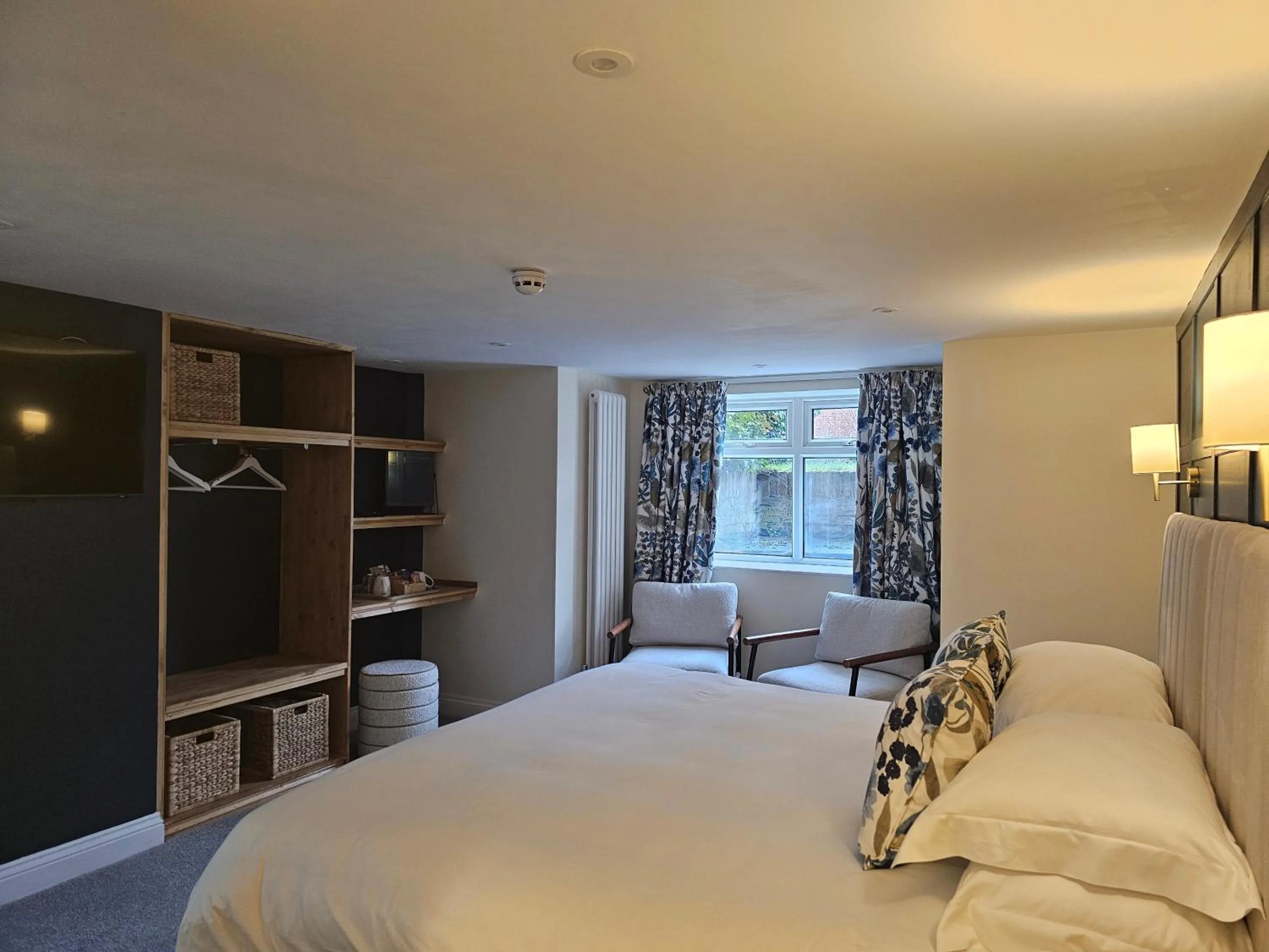 Photo of the whole room, Bed in St George's Guest House