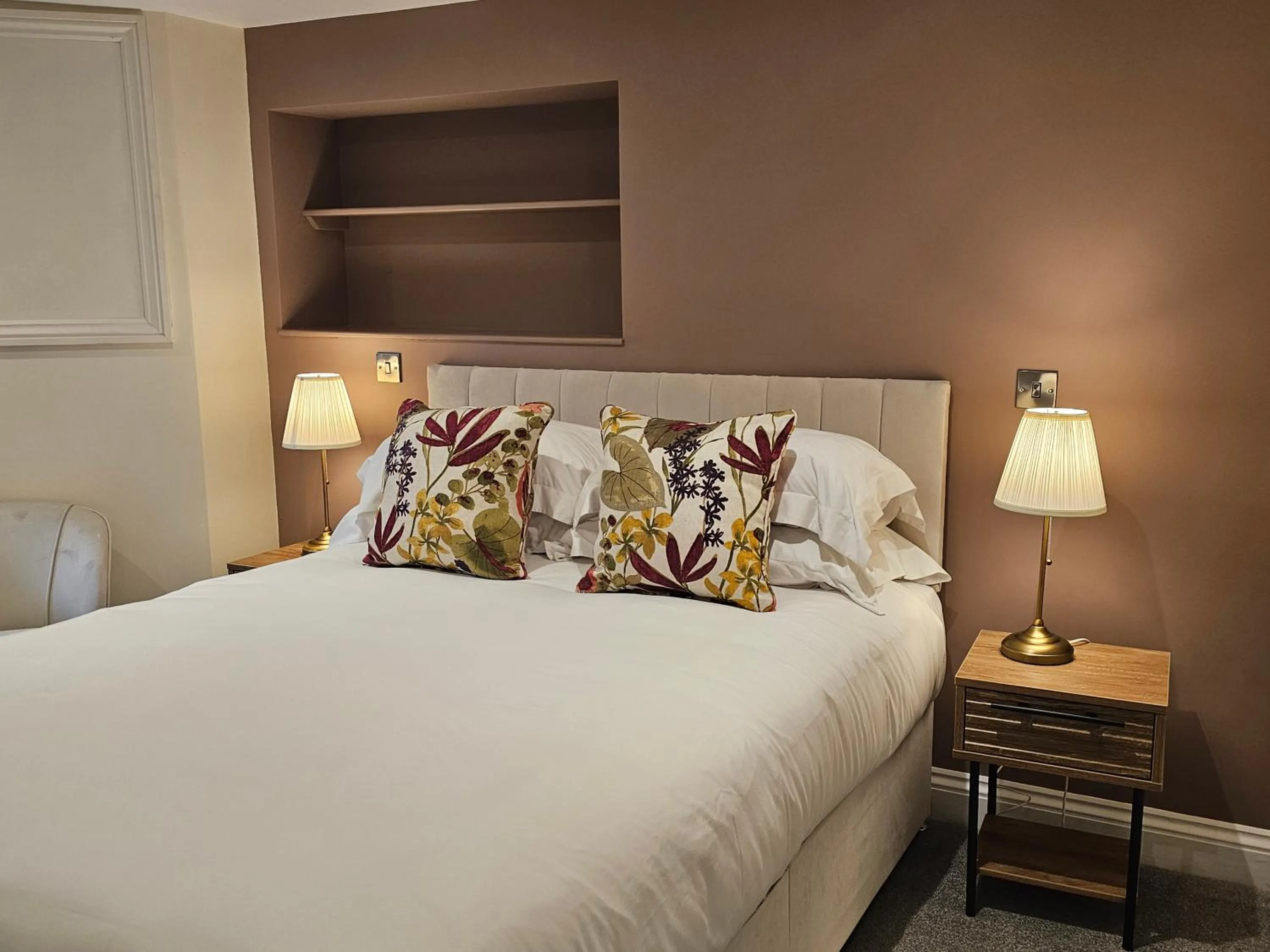 Bedroom, Bed in St George's Guest House