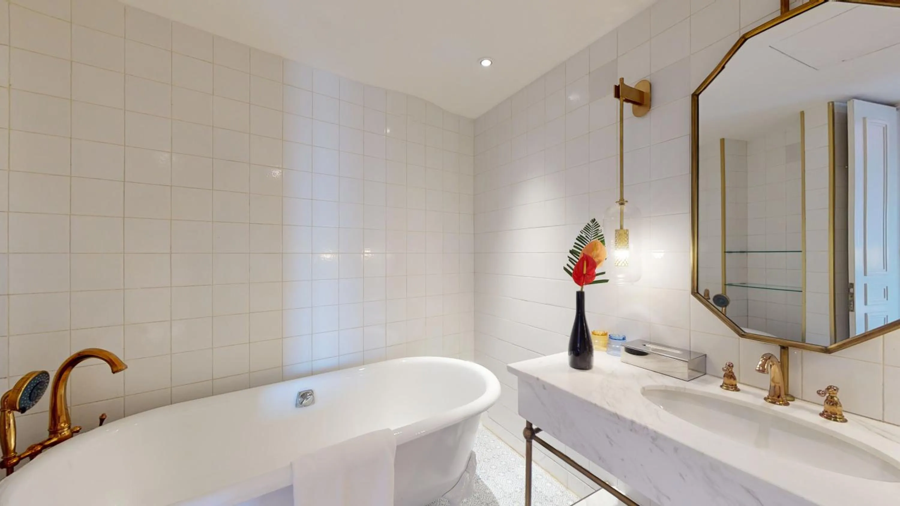 Hot Tub in Radisson Hotel Shimla