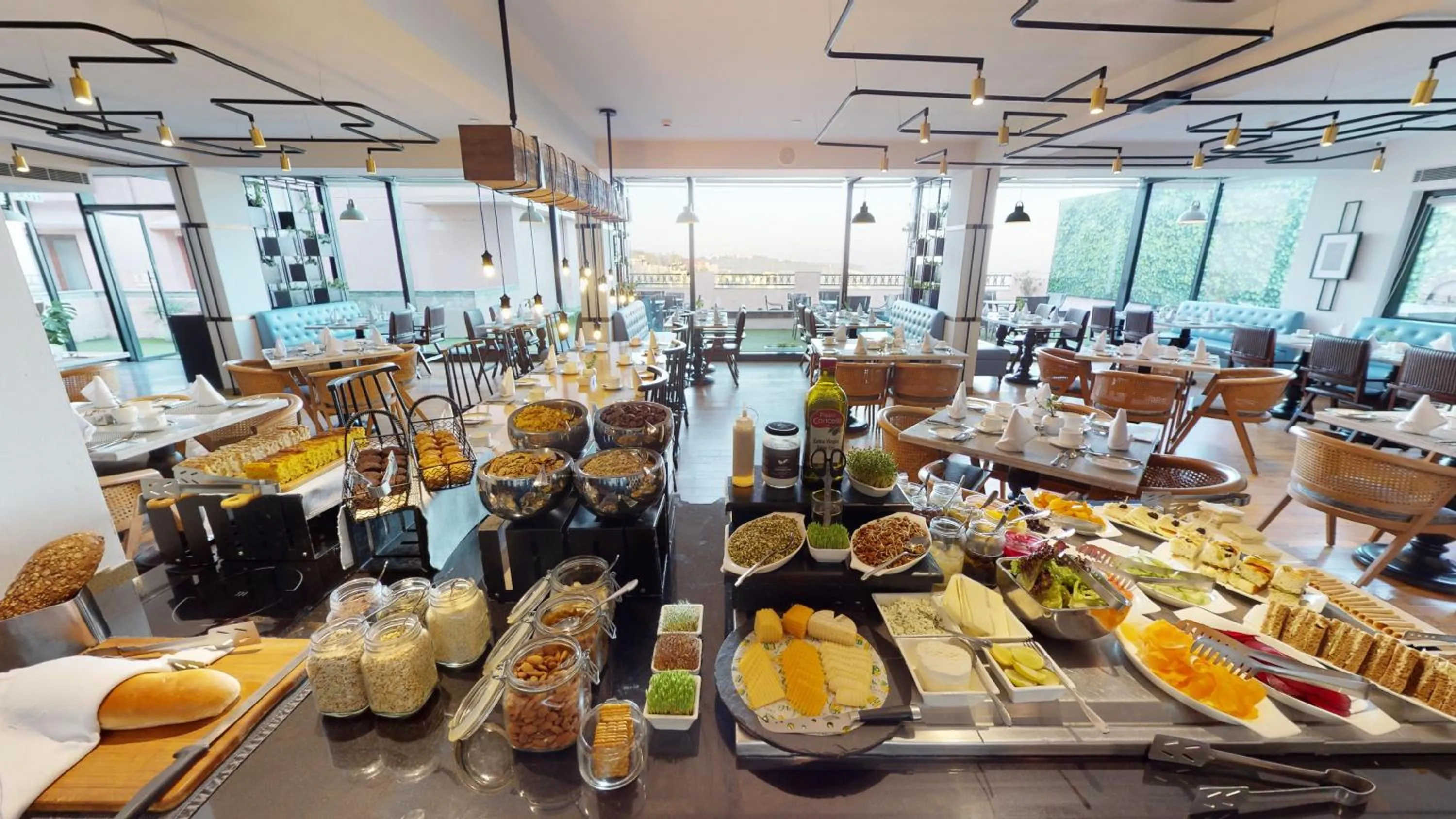 Breakfast in Radisson Hotel Shimla