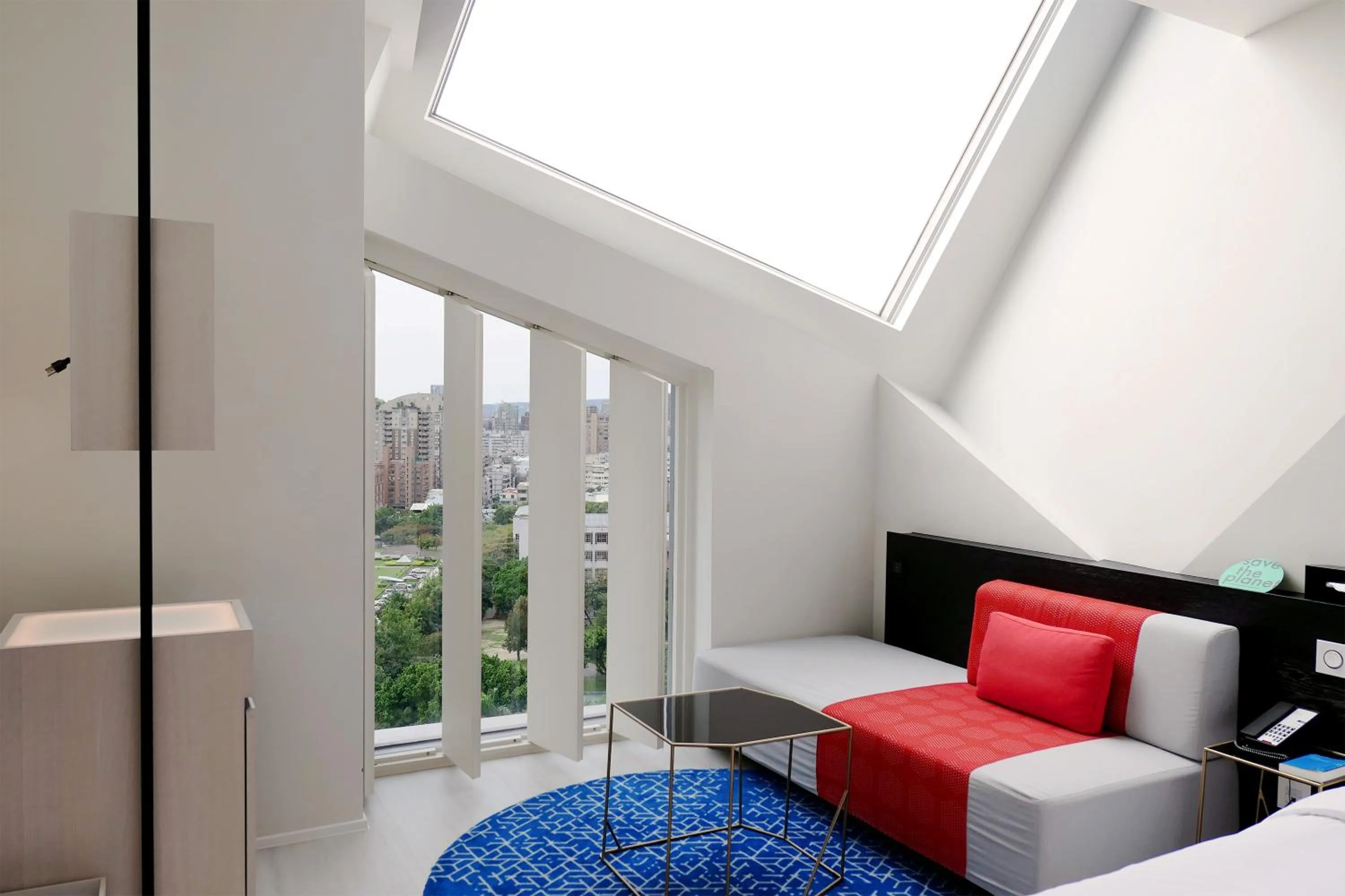 Photo of the whole room, Bed in The Place Taichung