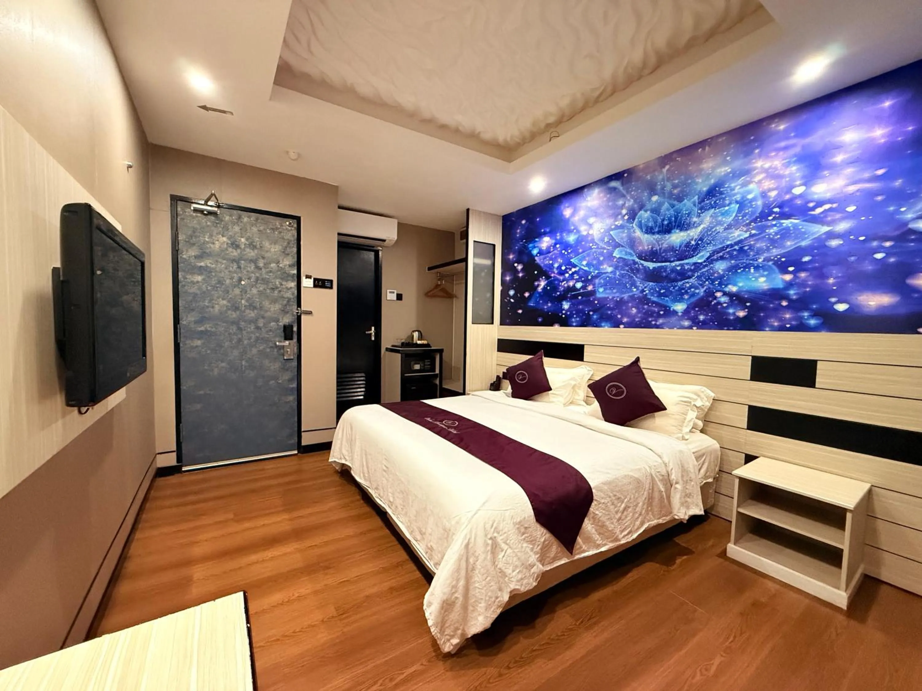 Bed in Venus Boutique Hotel